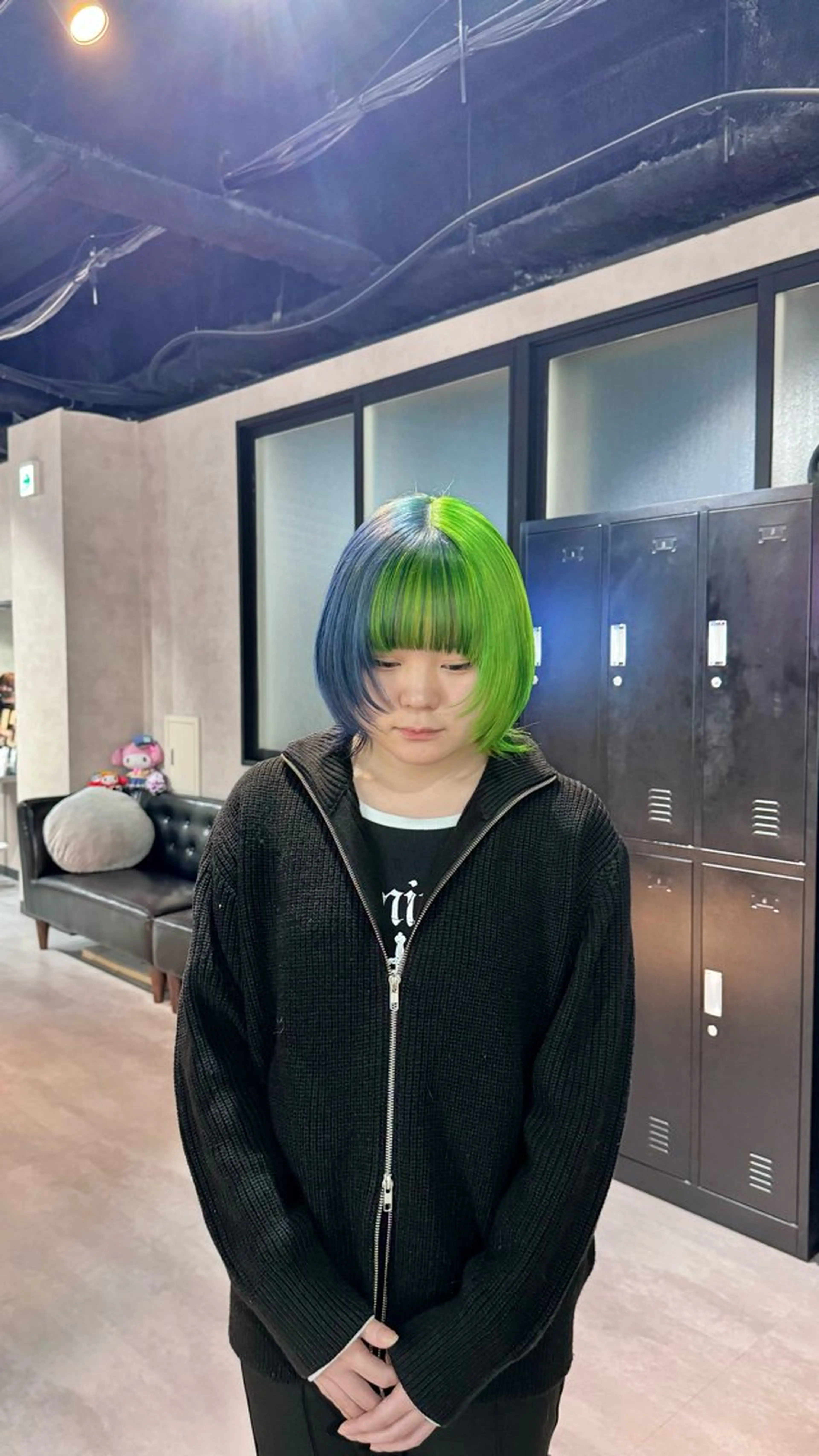 ミディアム カラー ウルフカット カット ヘアカラー トリートメント B E C H I C O〔べち子〕のヘアスタイル