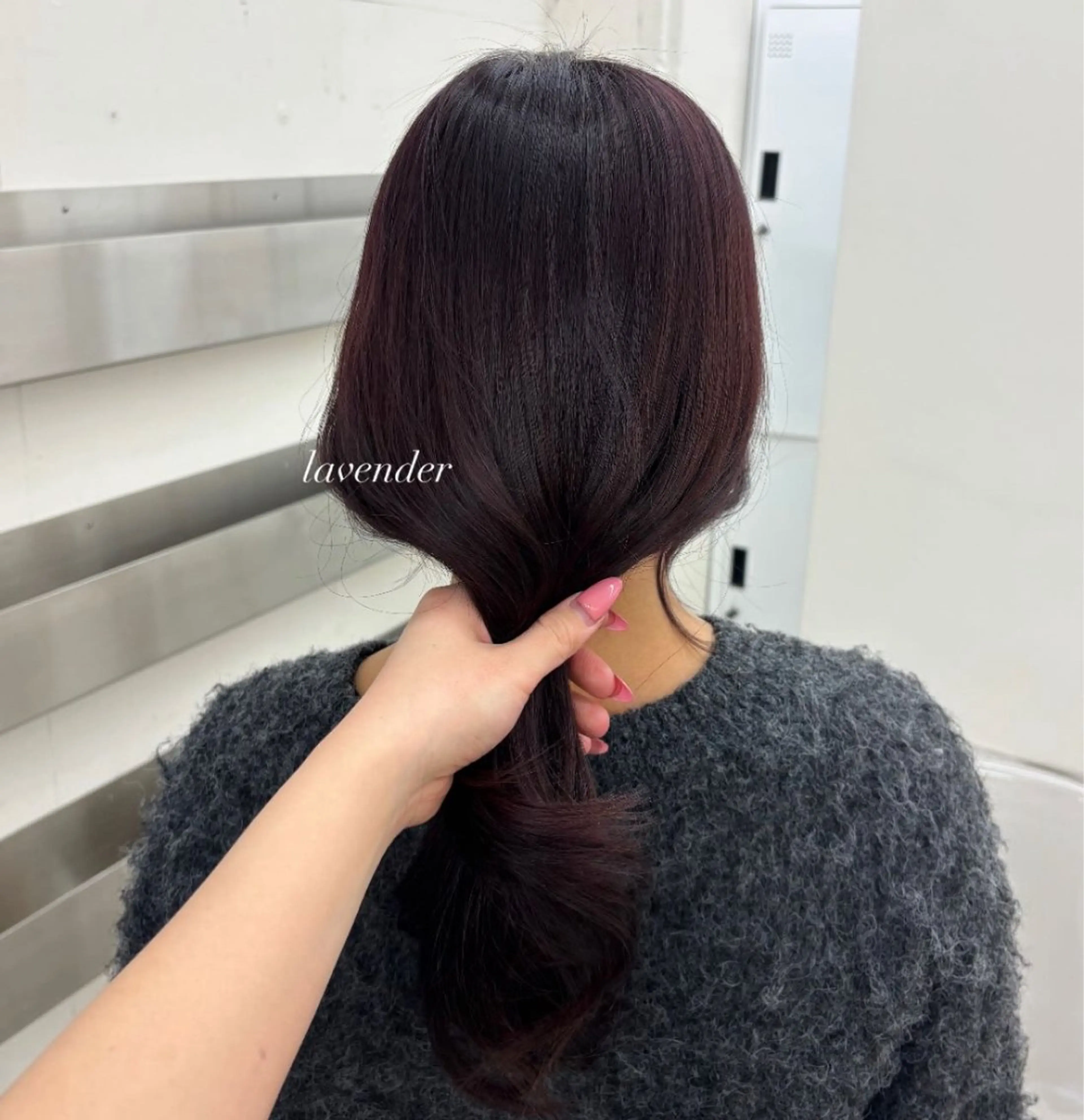 セミロング カラー ヘアアレンジ 暗髪／艶髪／渋谷/ モモカ🎀のヘアスタイル