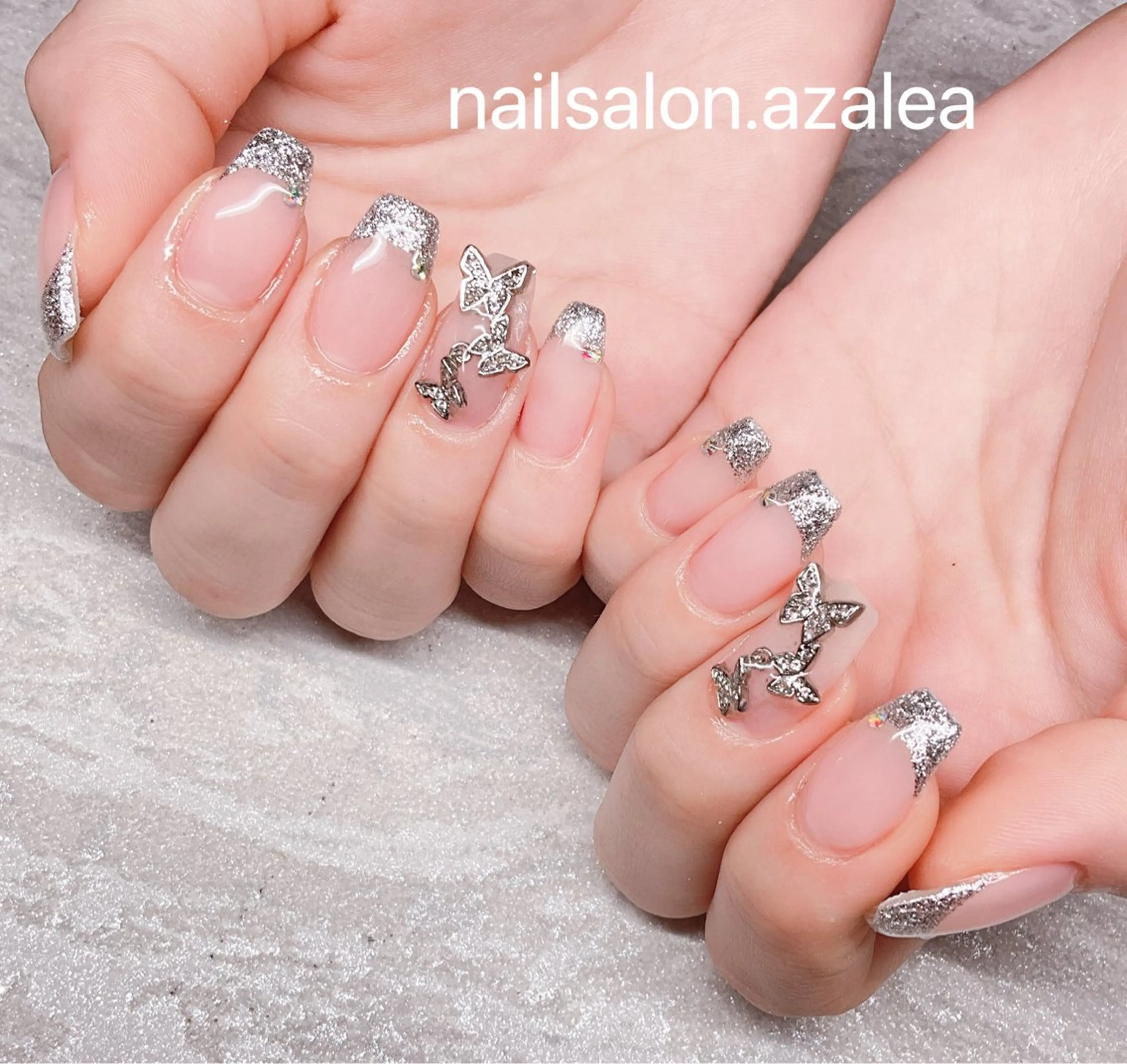 ネイル ハンドネイル R inのネイルデザイン