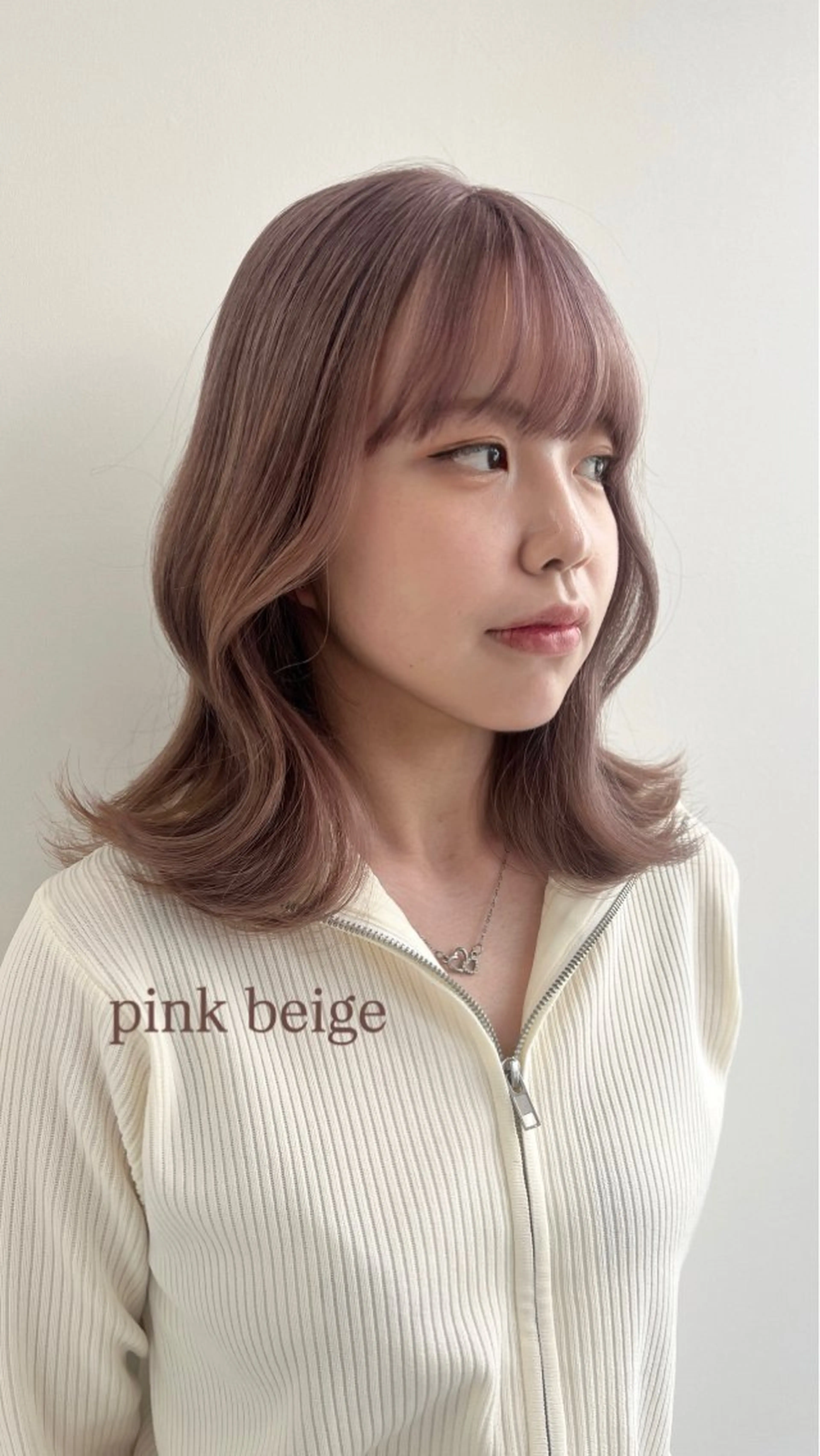 セミロング 透明感カラー🍃 レイヤースタイル✨葵のヘアスタイル