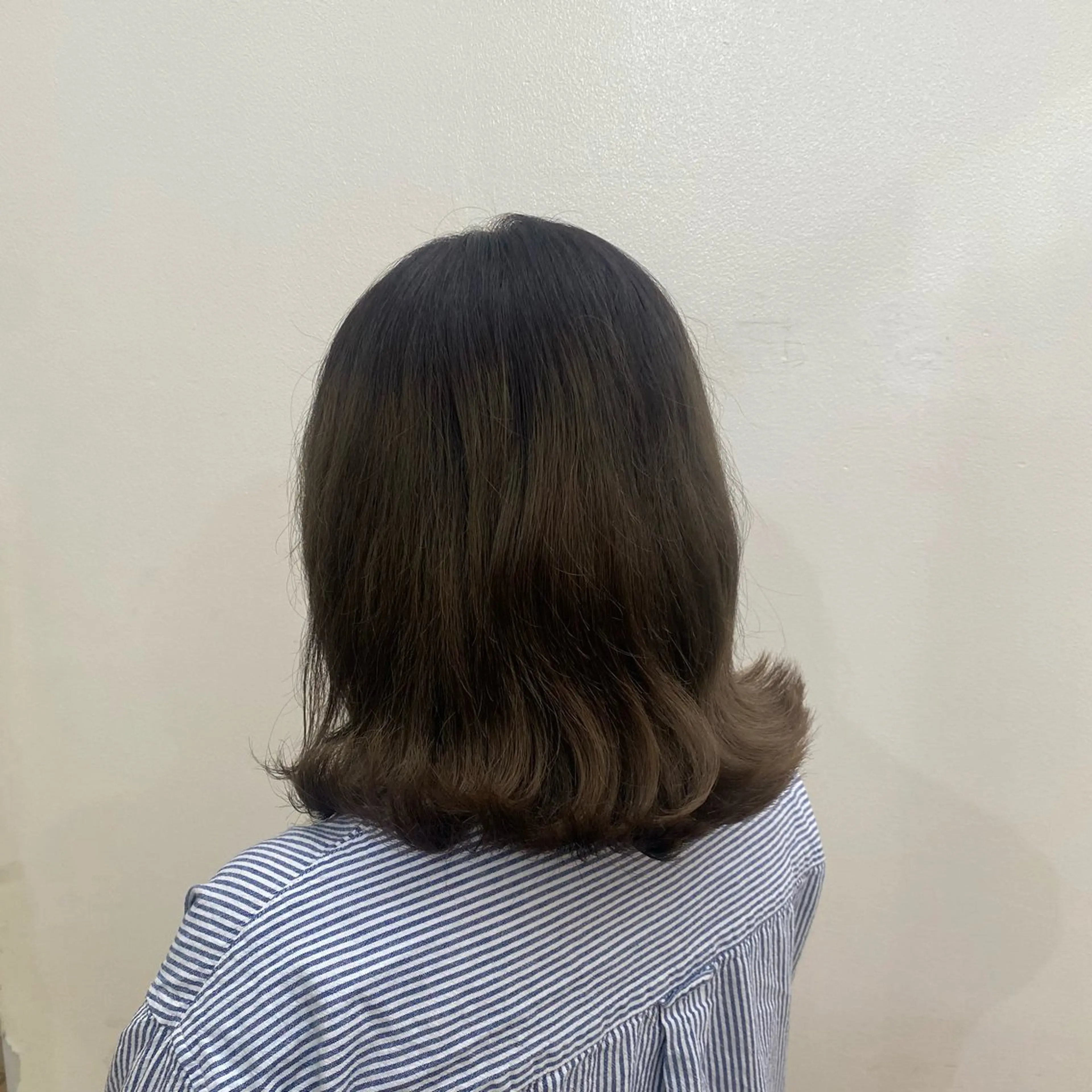 ミディアム カラー アッシュ オリーブアッシュ ✵ ✯MOMOKA✯ ✵のヘアスタイル