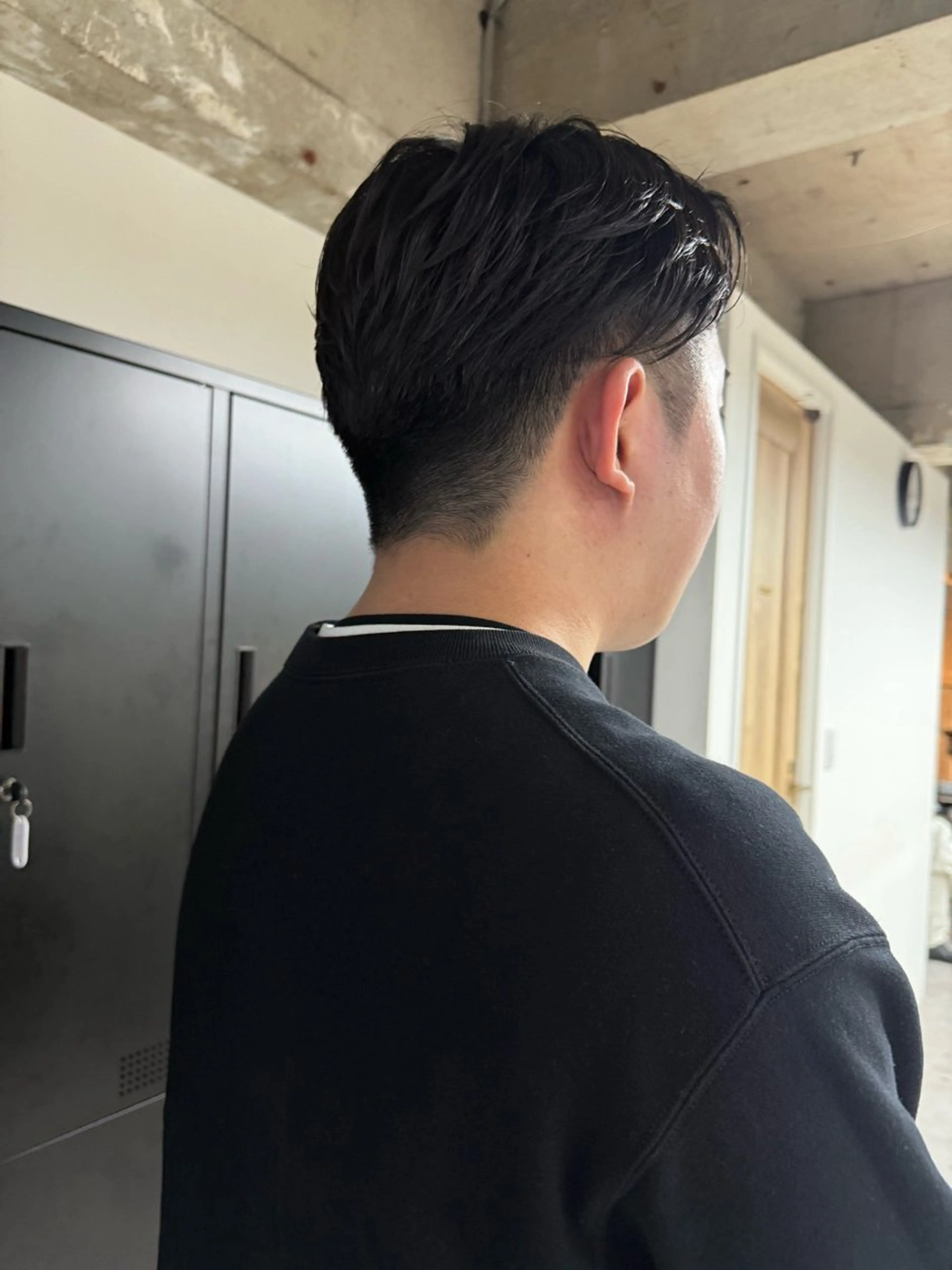 メンズ センターパート 刈り上げ r i i / メンズカットのヘアスタイル