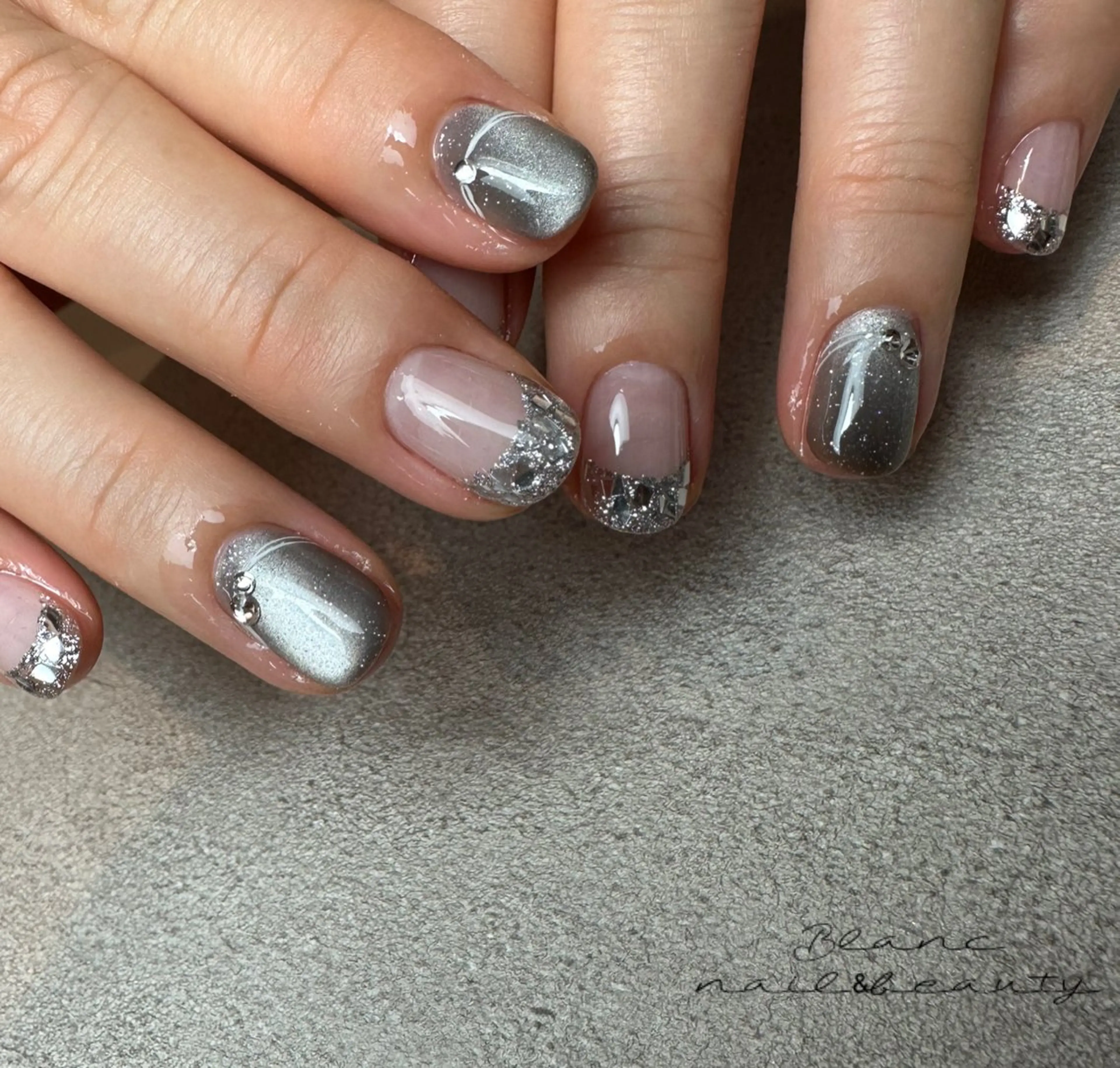 ネイル Blanc ブランのネイルデザイン