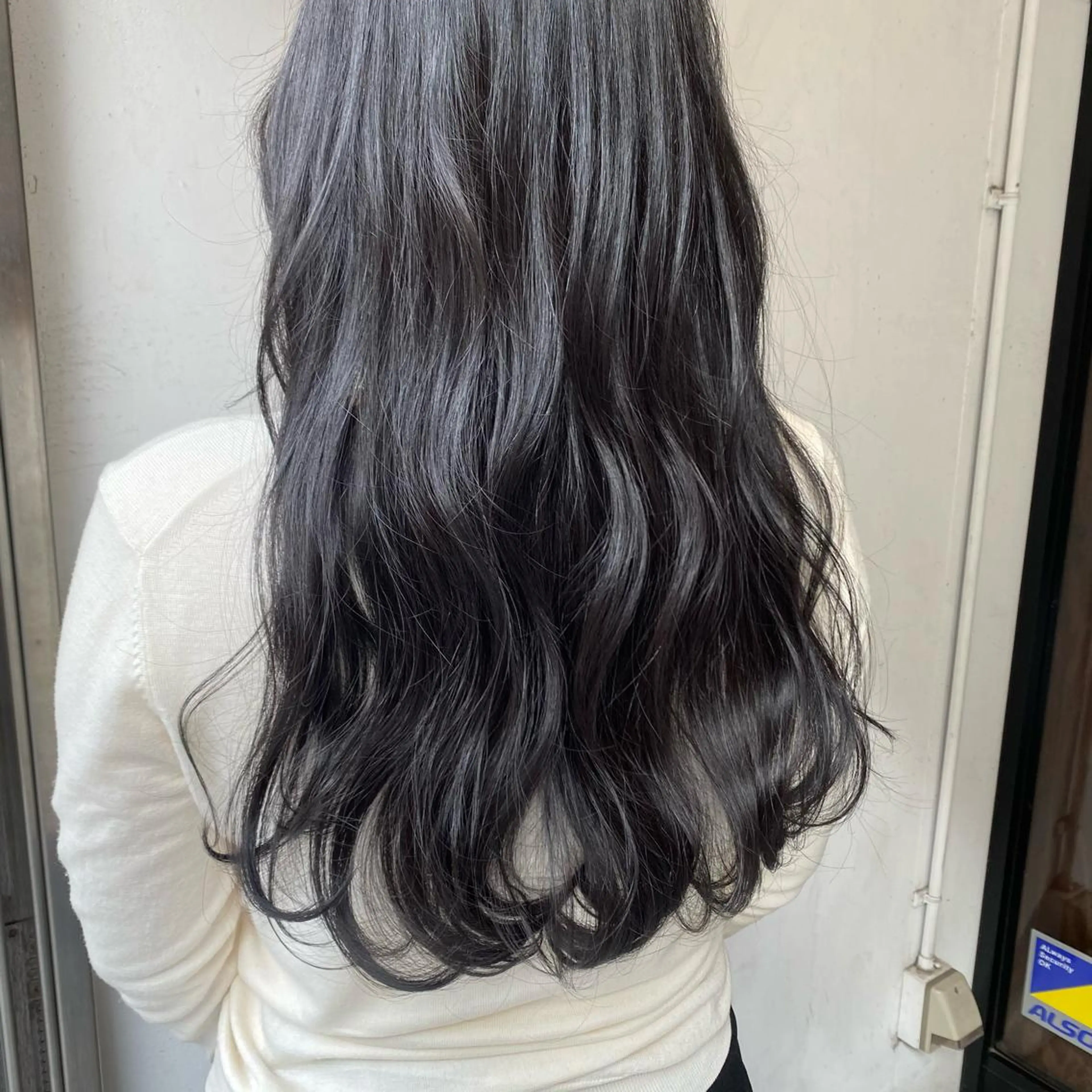 ロング カラー ダークグレー ダークグレージュ グレージュ 韓国風ヘア オルチャンヘア ヘアカラー トリートメント 💚 nao💚のヘアスタイル