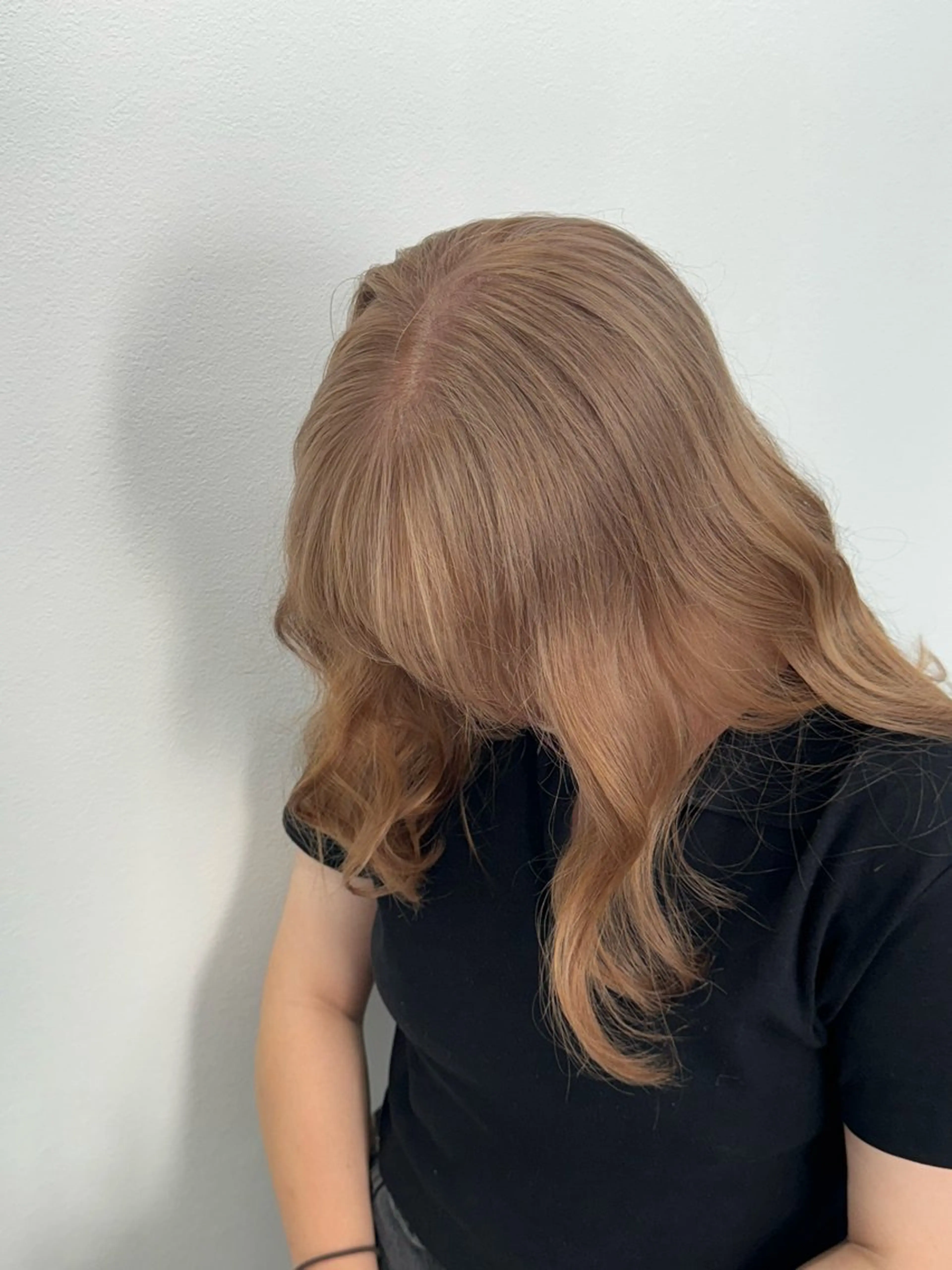 ロング カラー ヘアアレンジ 渋谷のブリーチカラー シェフ🧑‍🍳蓮のヘアスタイル