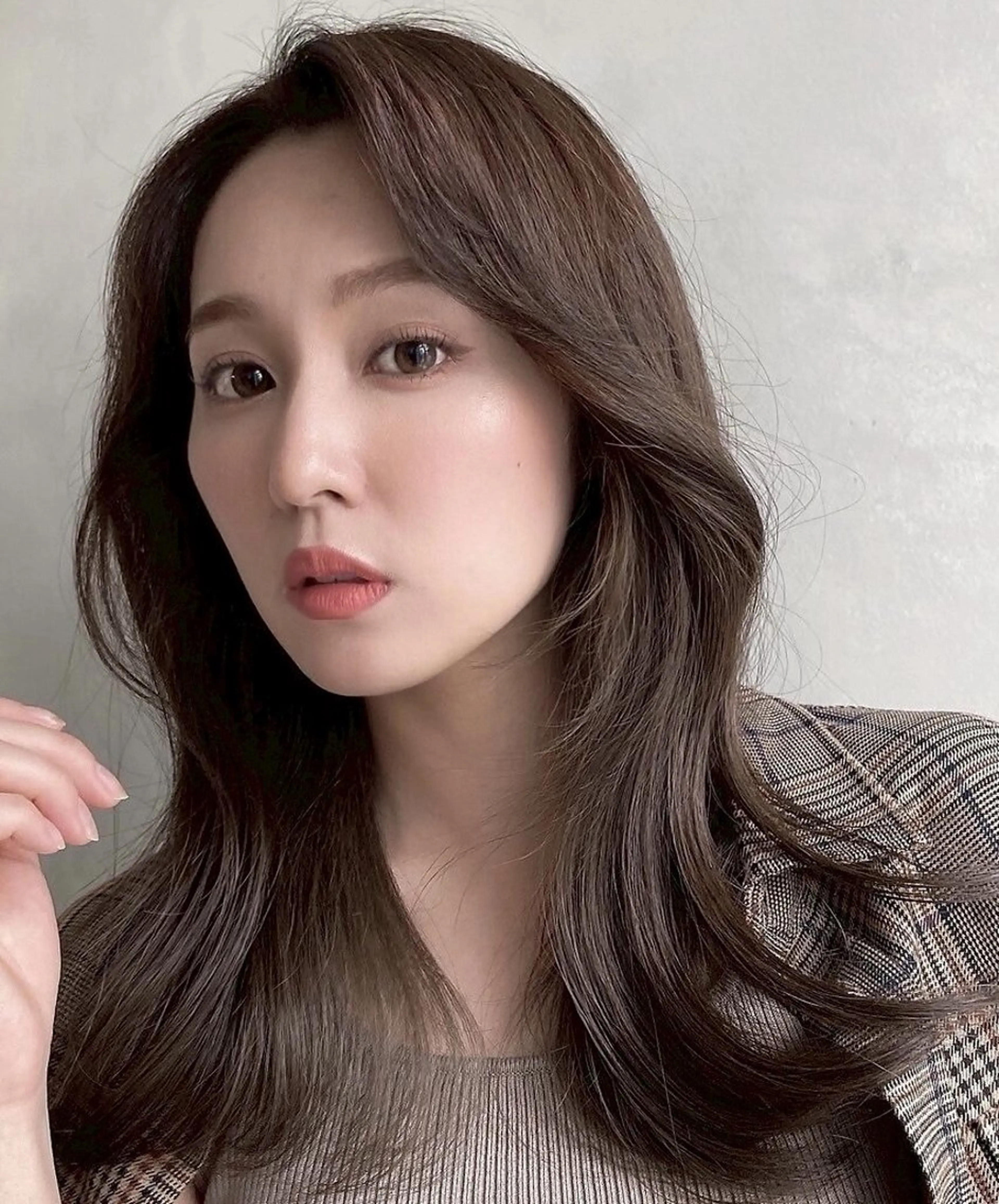 ミディアム カラー ブラウンカラー ヨシンモリ 韓国風ヘア 🩷ARIETTA麻 布🤍 reikaのヘアスタイル