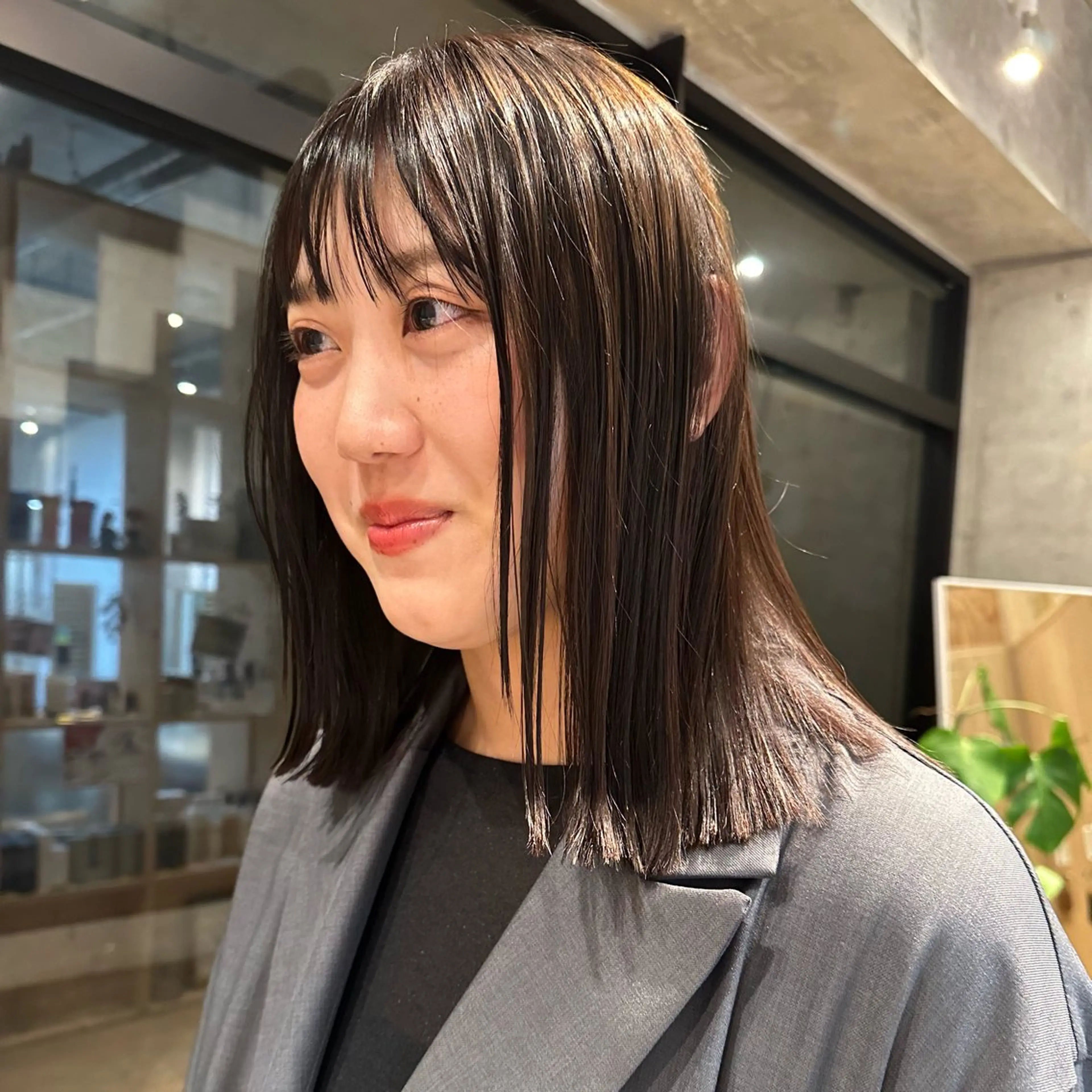 ミディアム ボブ ボブ/レイヤー/ニュ アンスパーマ/小夏のヘアスタイル