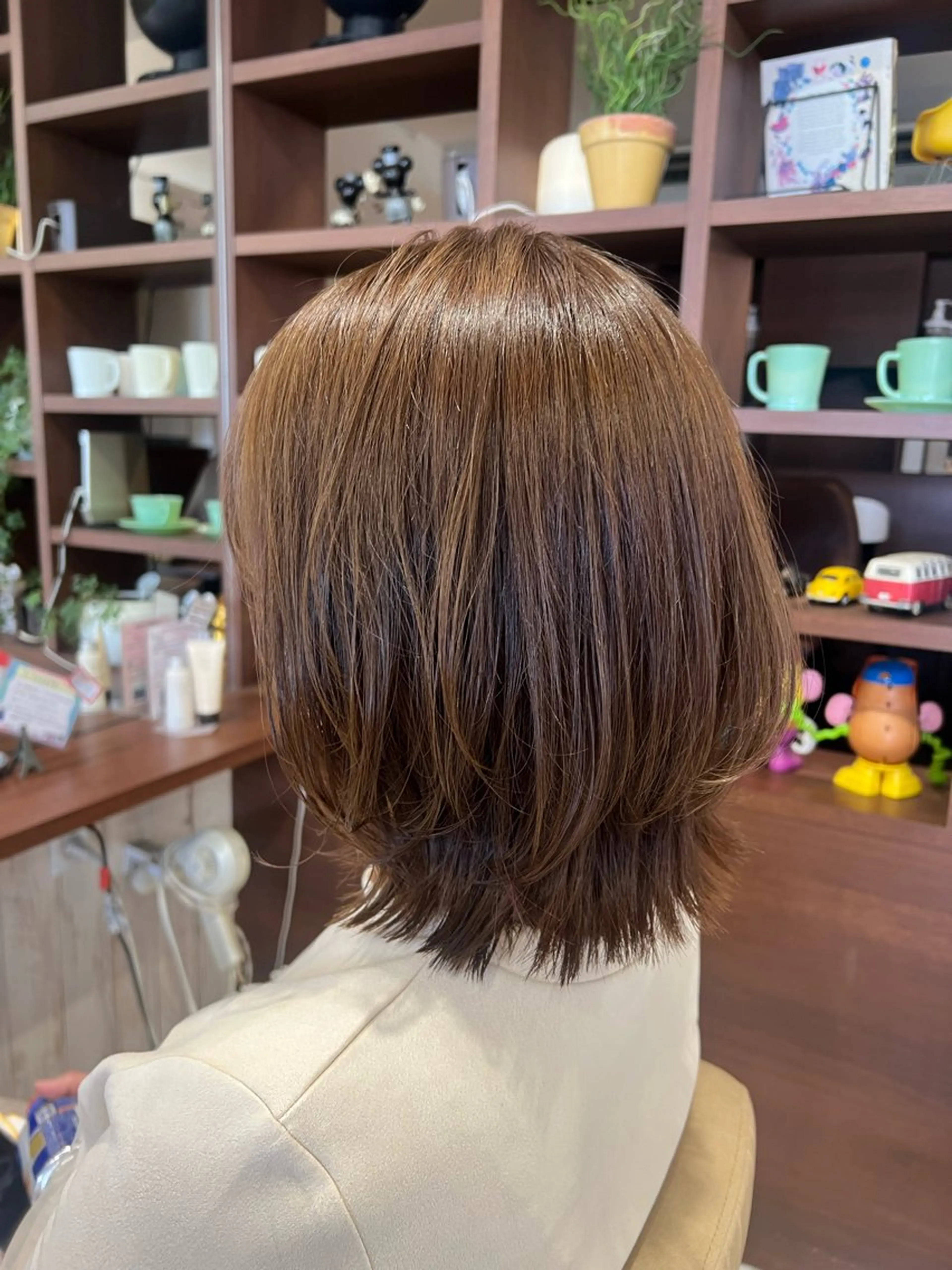 ミディアム カット ヘアカラー 山崎 和花のヘアスタイル