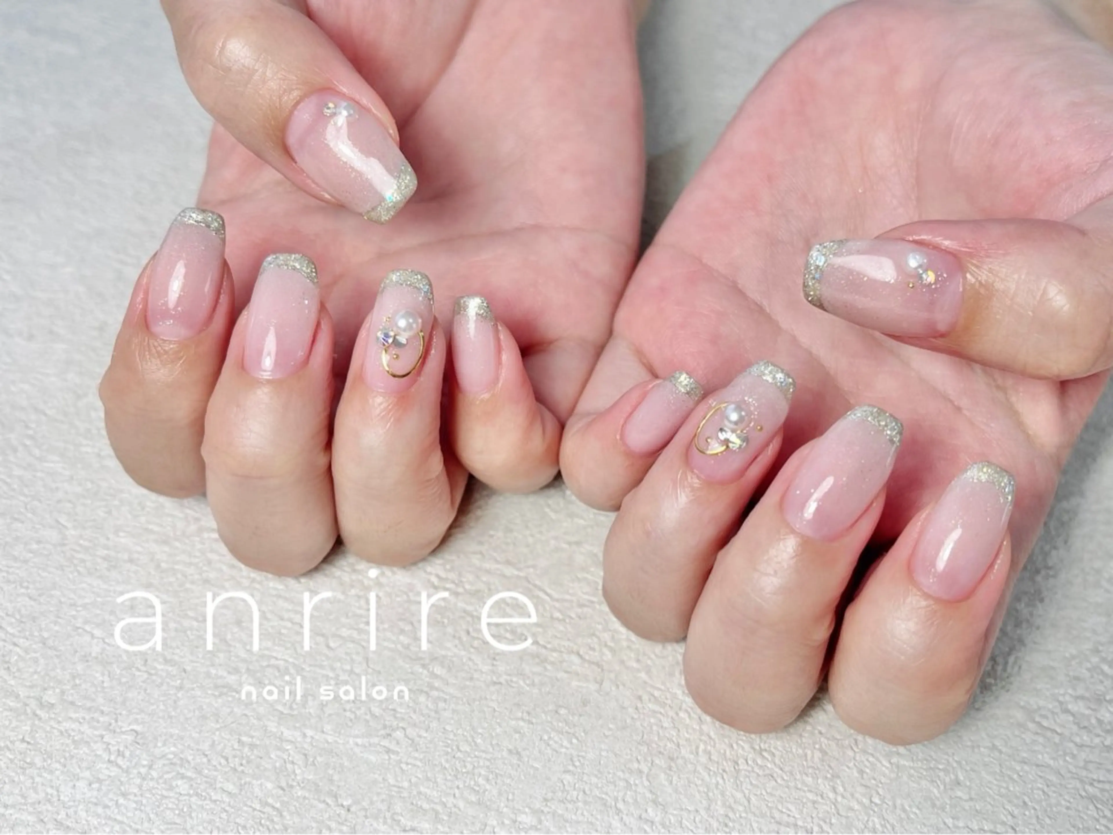 ネイル フレンチネイル ジェルネイル ガラスフレンチ キラキラネイル ラメ(グリッター) ハンドネイル nailsalon anrireのネイルデザイン