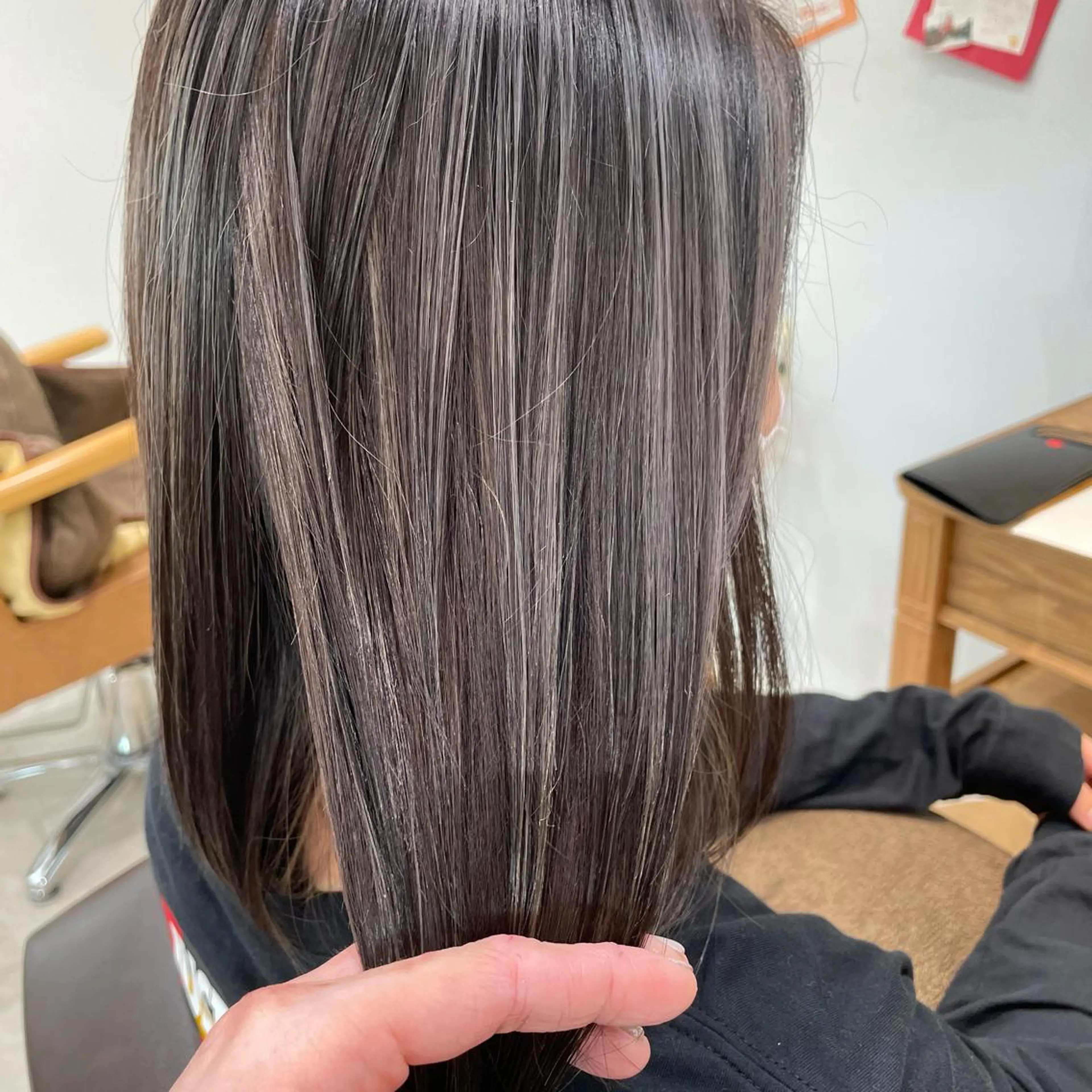 ミディアム カラー パーマ 心斎橋/ブリーチなし 髪質改善/レイヤーのヘアスタイル