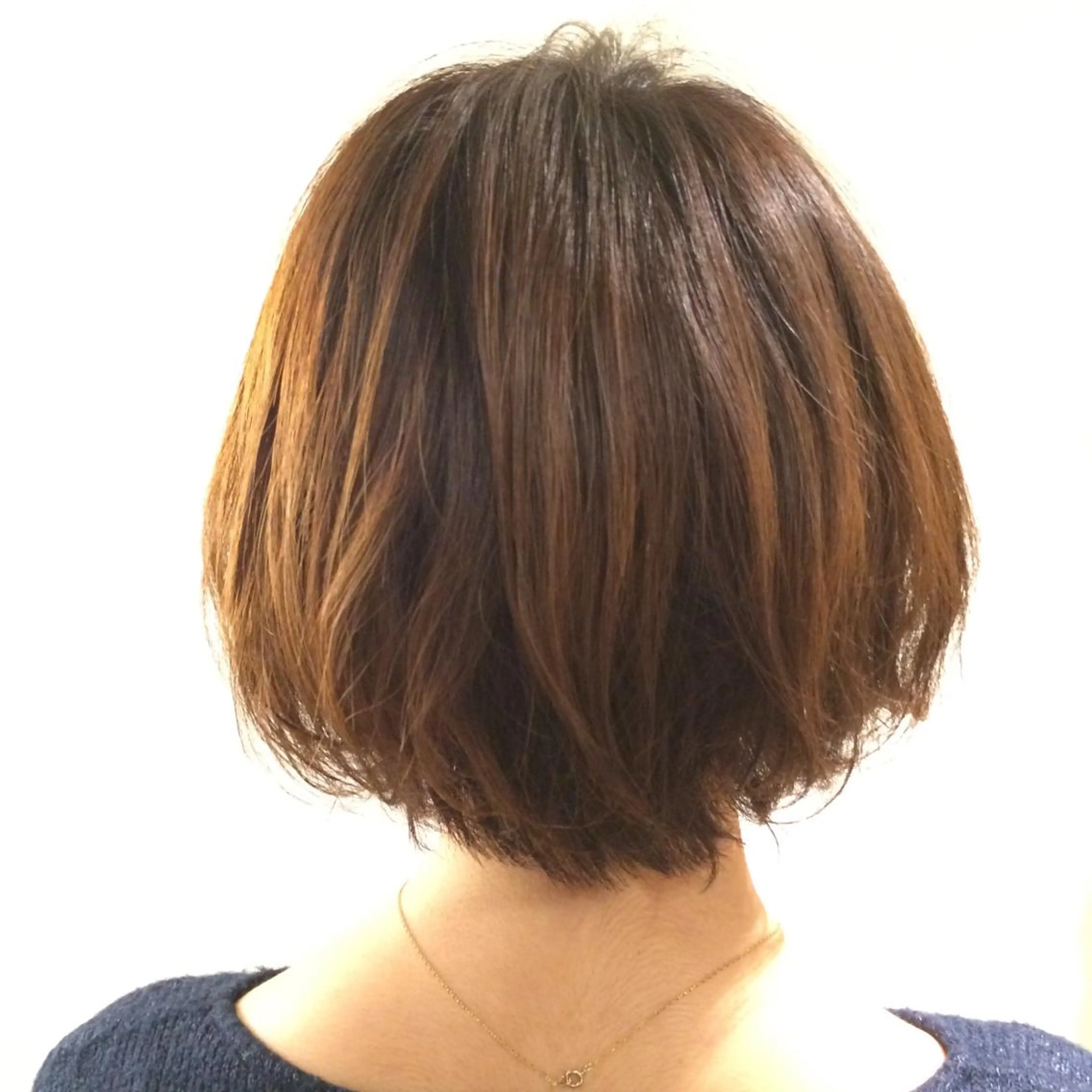ショート カラー 伊藤 さやかのヘアスタイル