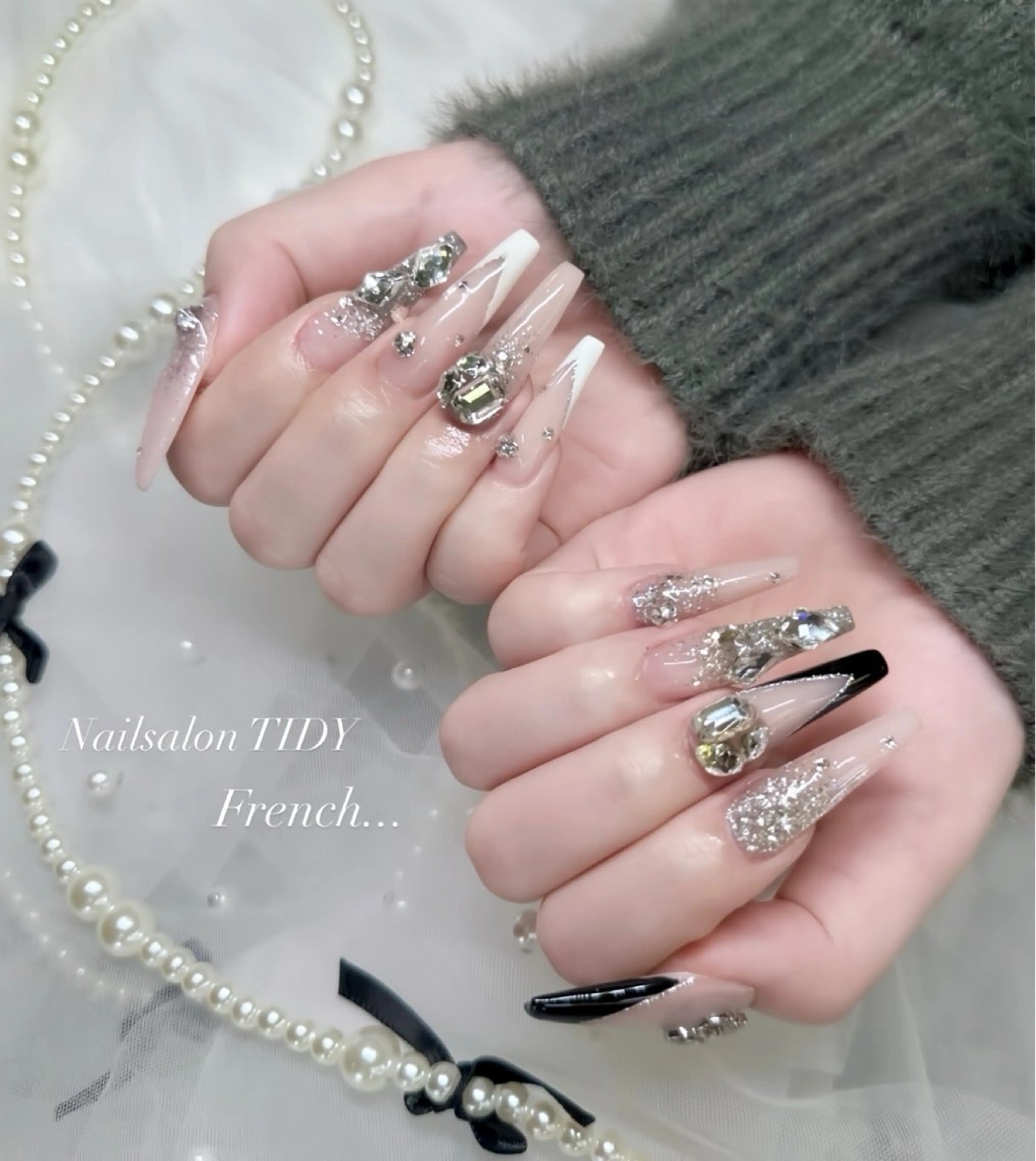 税込8,300円🩶スカルプ /長さ出し🩶【フレンチ】（ケア込,アート別）の写真