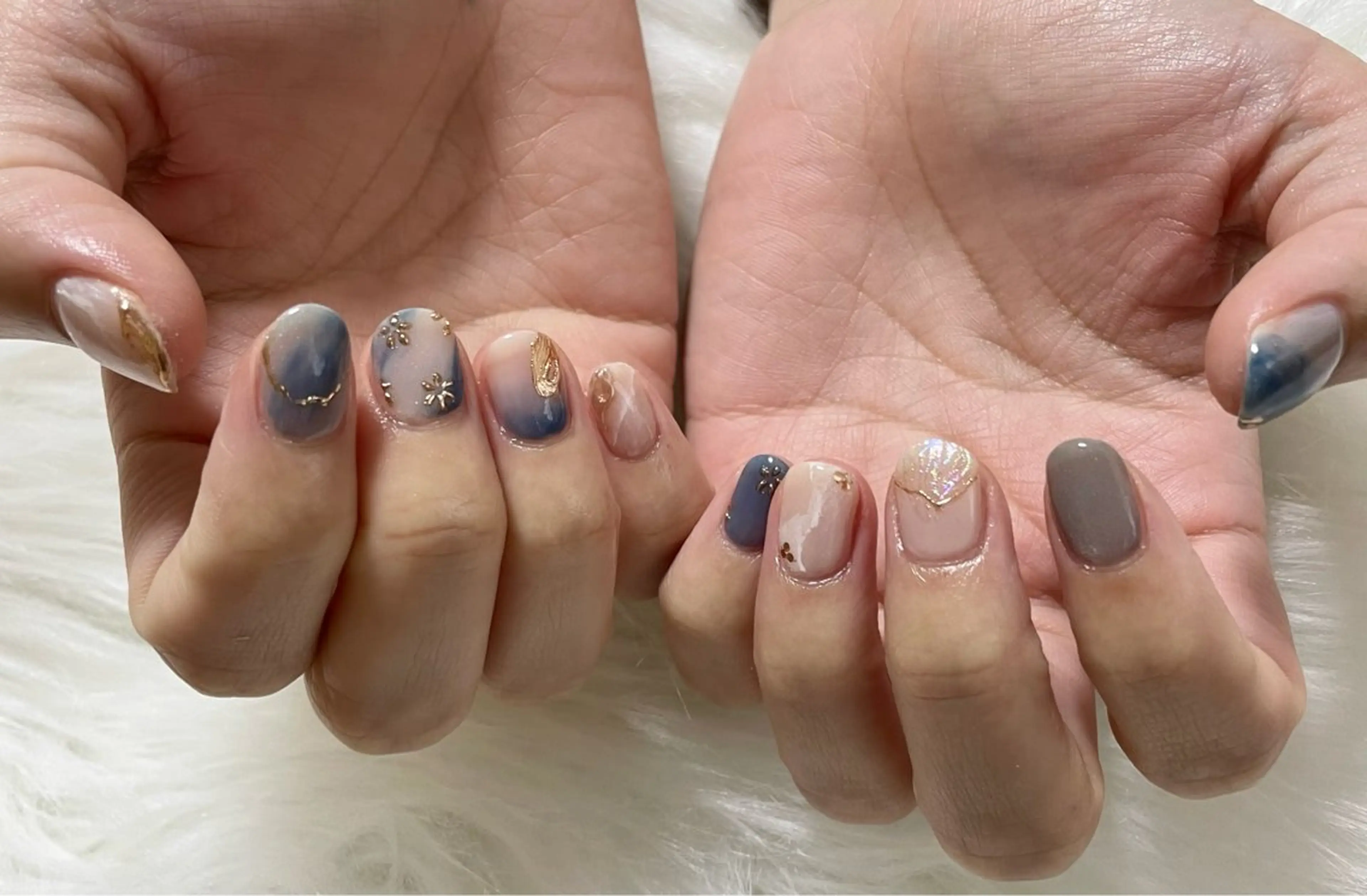 ネイル ニュアンスネイル ハンドネイル nail salon HIRUKANAのネイルデザイン