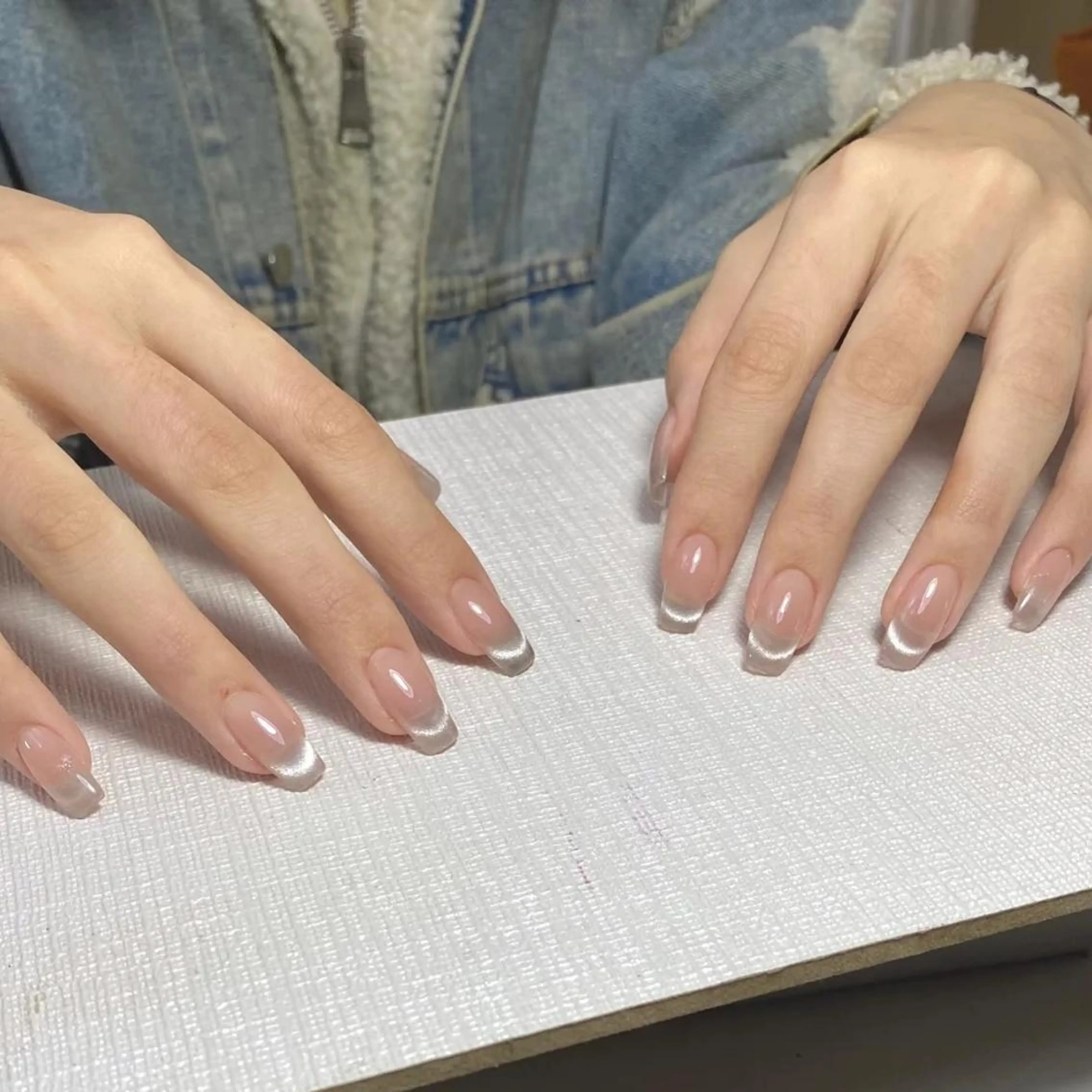 300色から選べるマグネットの写真