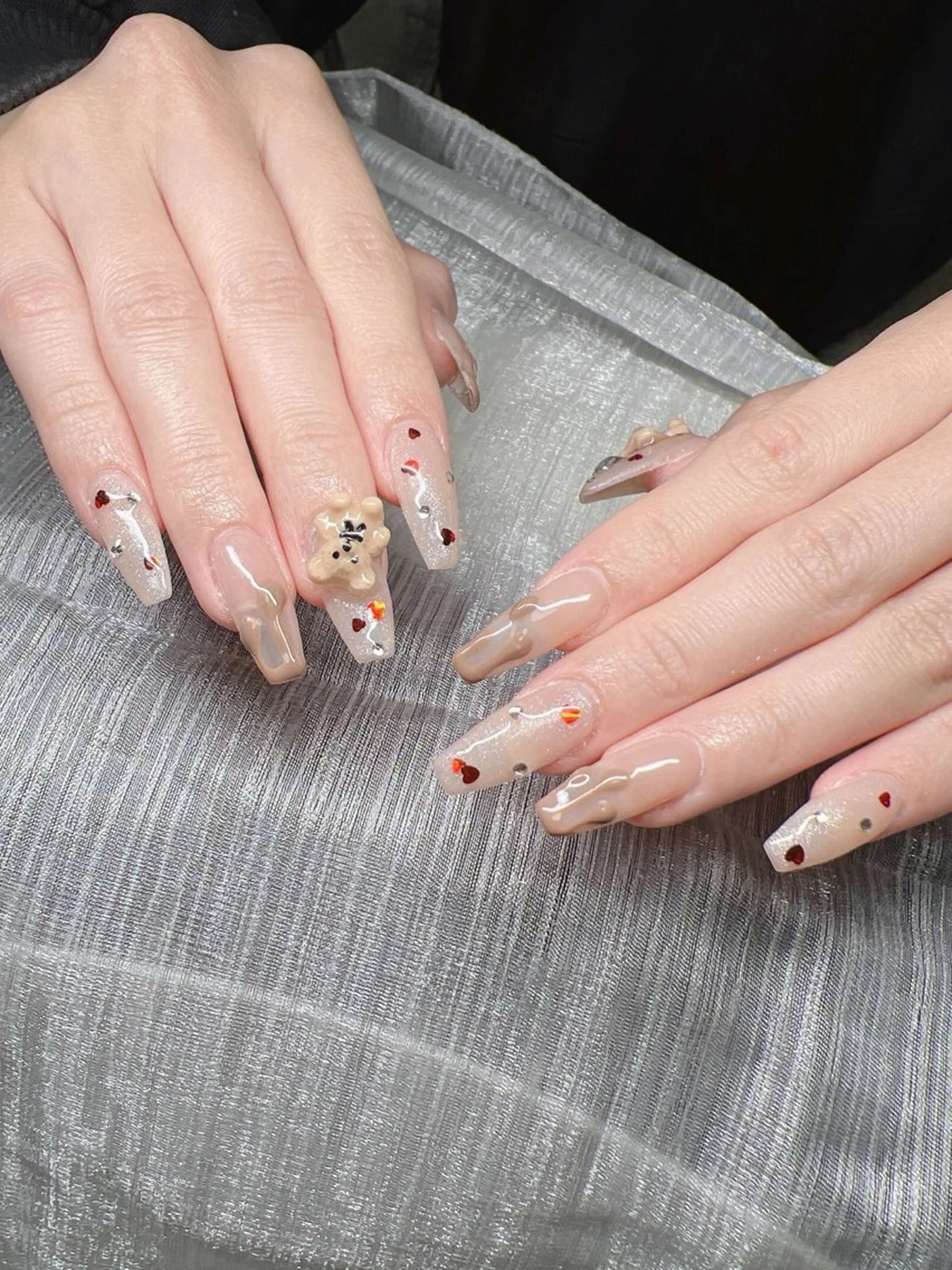 ネイル オーロラネイル チークネイル 長さ出し フットネイル フレンチネイル Lee Nails チップ長さだし専門店のネイルデザイン