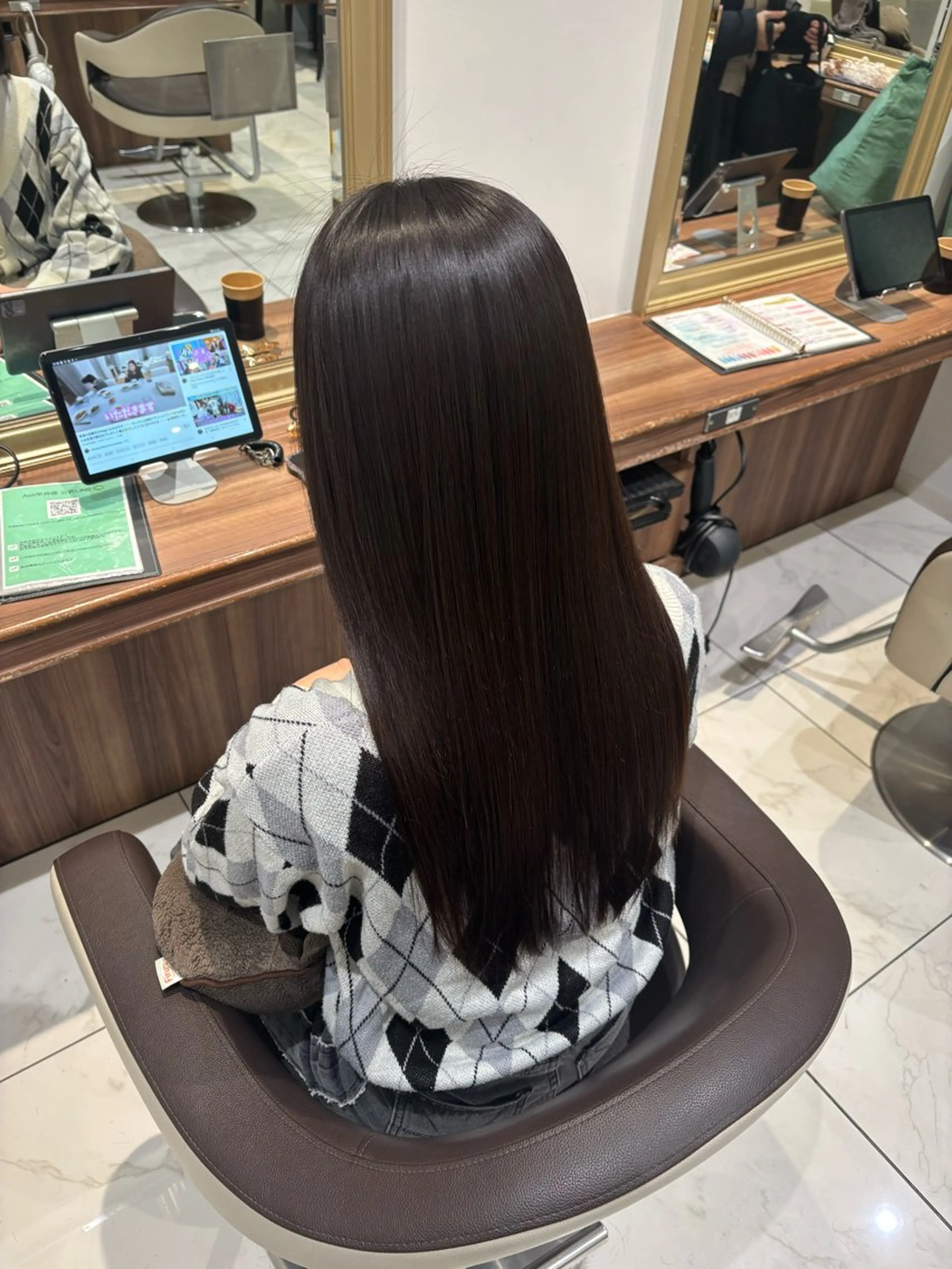 パーマ Ash 平井 青木🤍のヘアスタイル