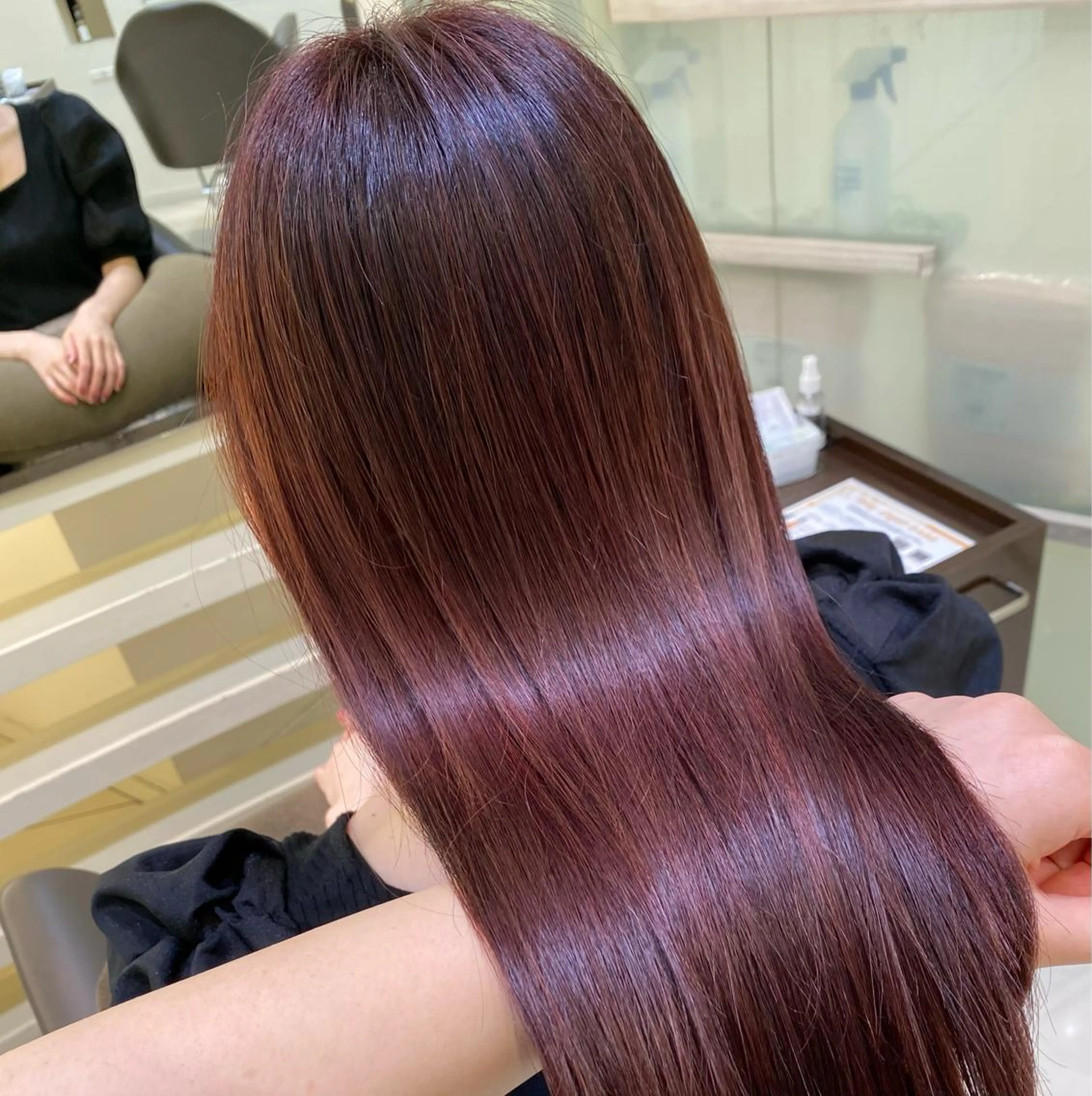 ロング カラー 銀座メンズ専門🖤 小島奈々のヘアスタイル