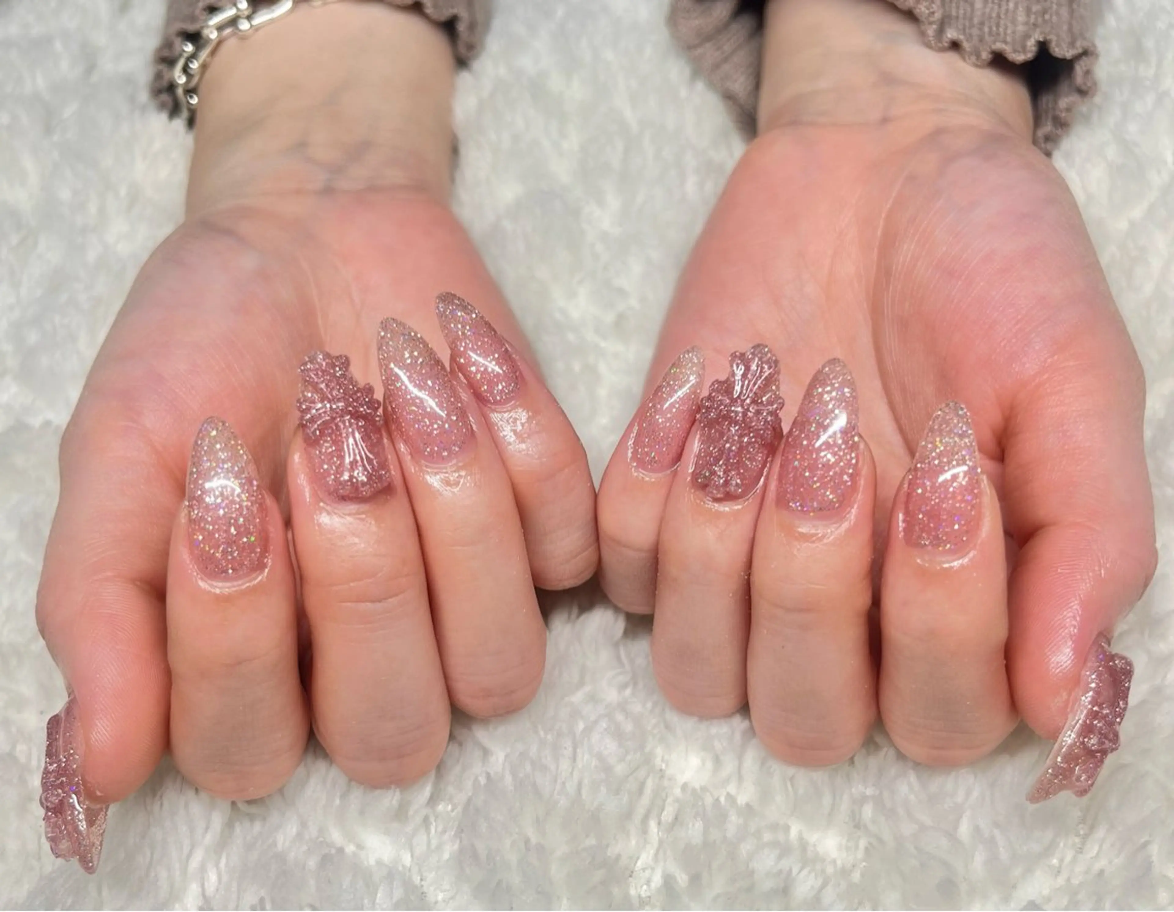 ネイル ハンドネイル PLUTON sara🩶のマツエク・マツパデザイン