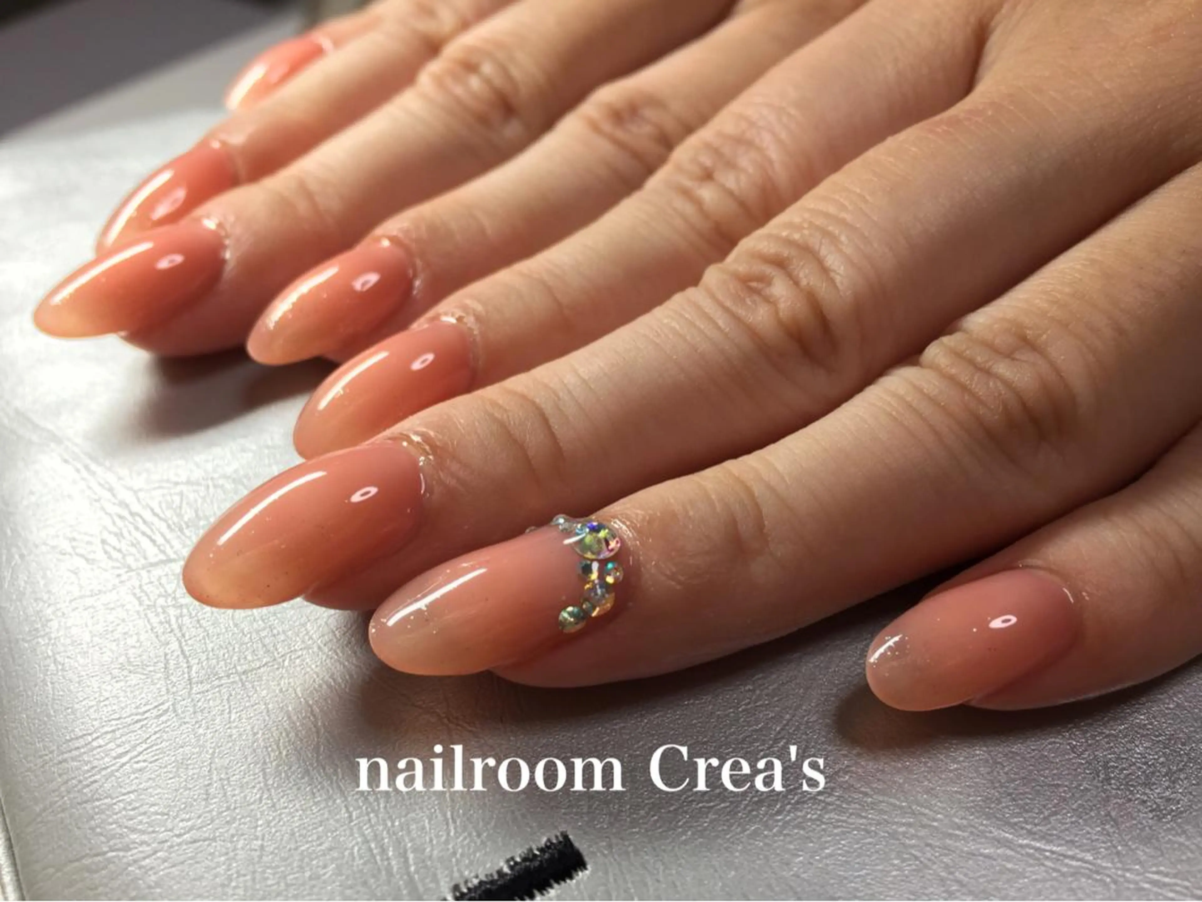 ネイル ワンカラーネイル nailroom Crea'sのネイルデザイン