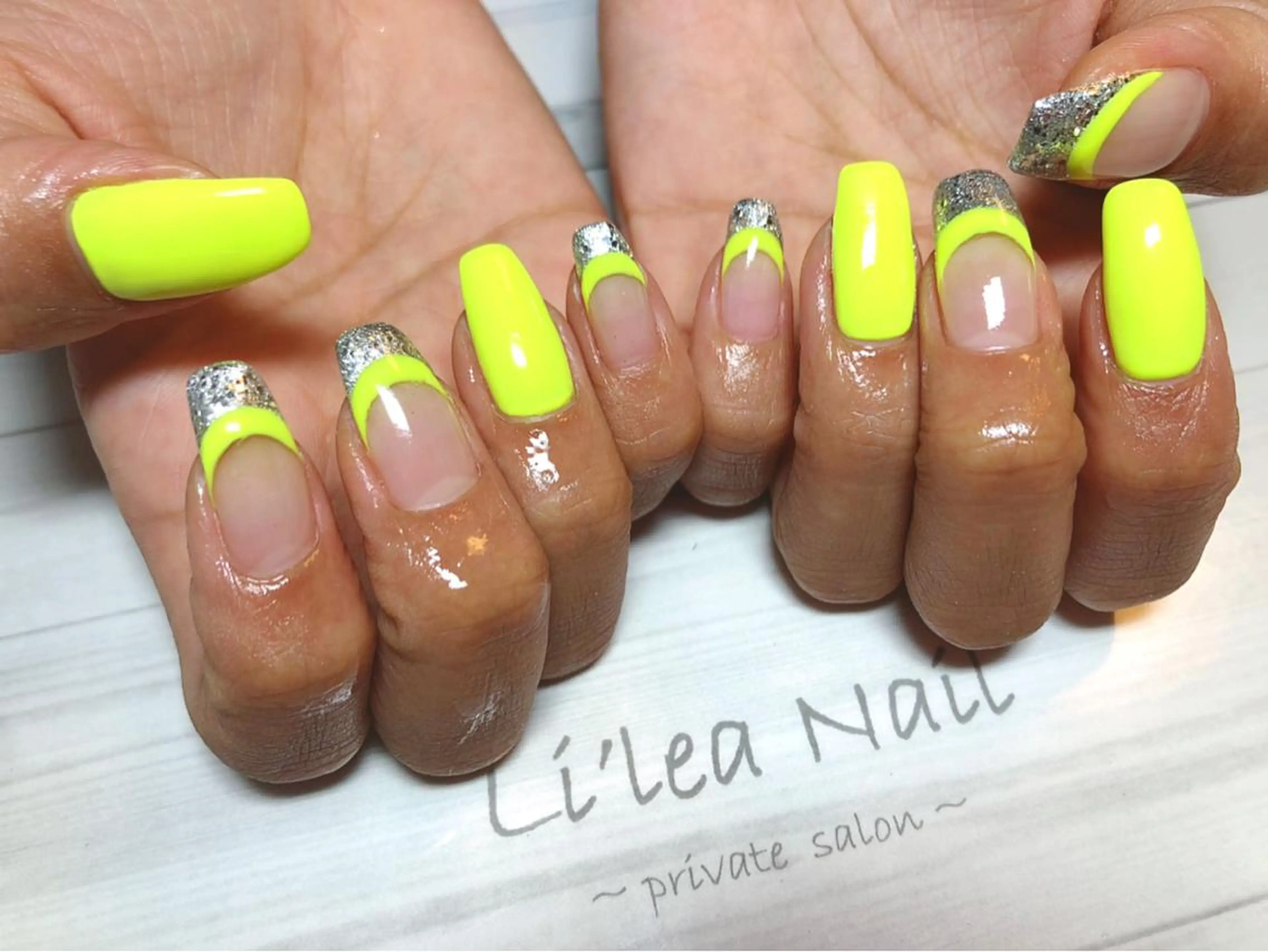 ネイル Li'leaNail AINAのネイルデザイン