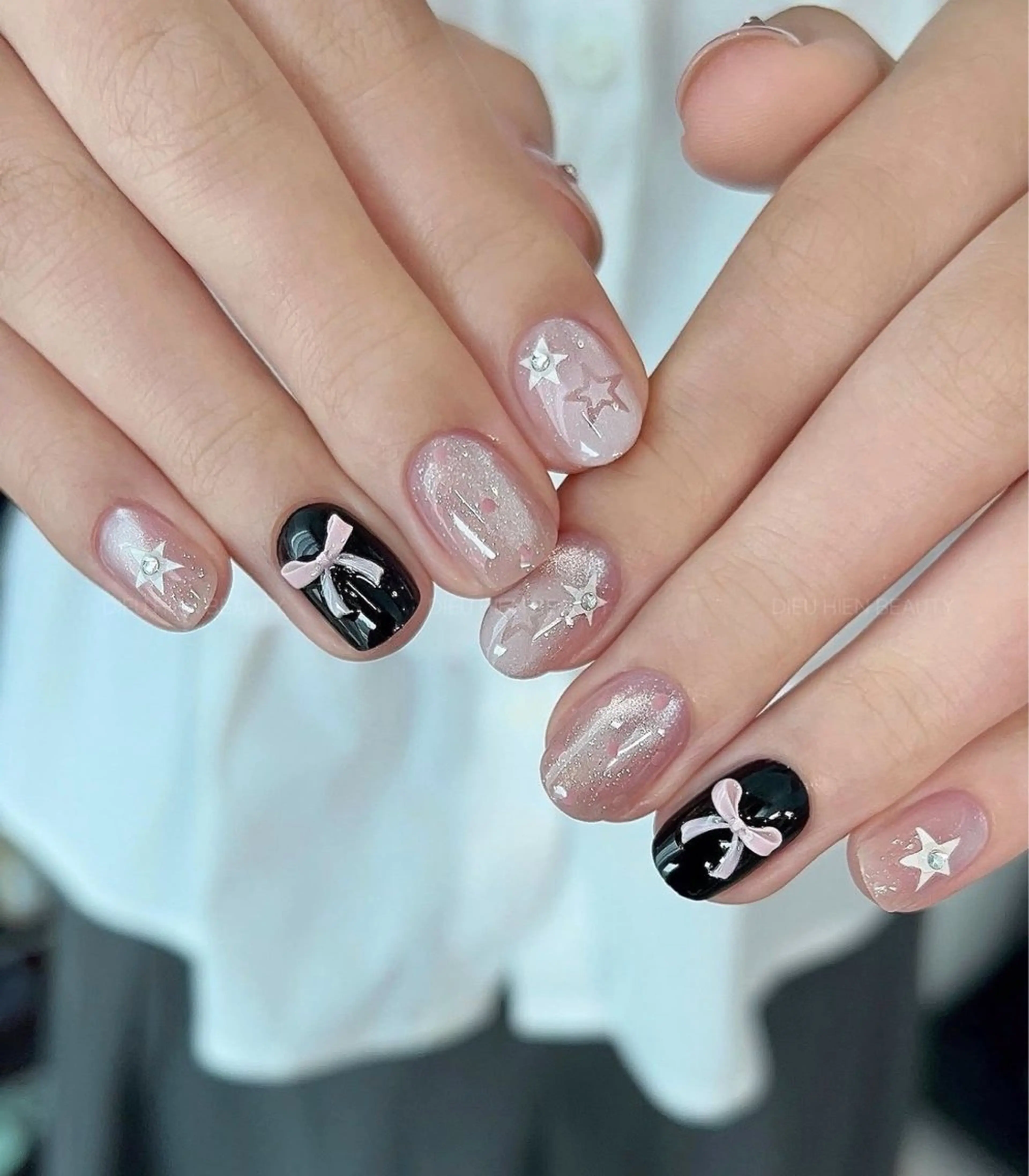 ネイル アートネイル フレンチネイル ジェルネイル ニュアンスネイル オフィスネイル ハンドネイル Ryu Nail NekoChanのネイルデザイン