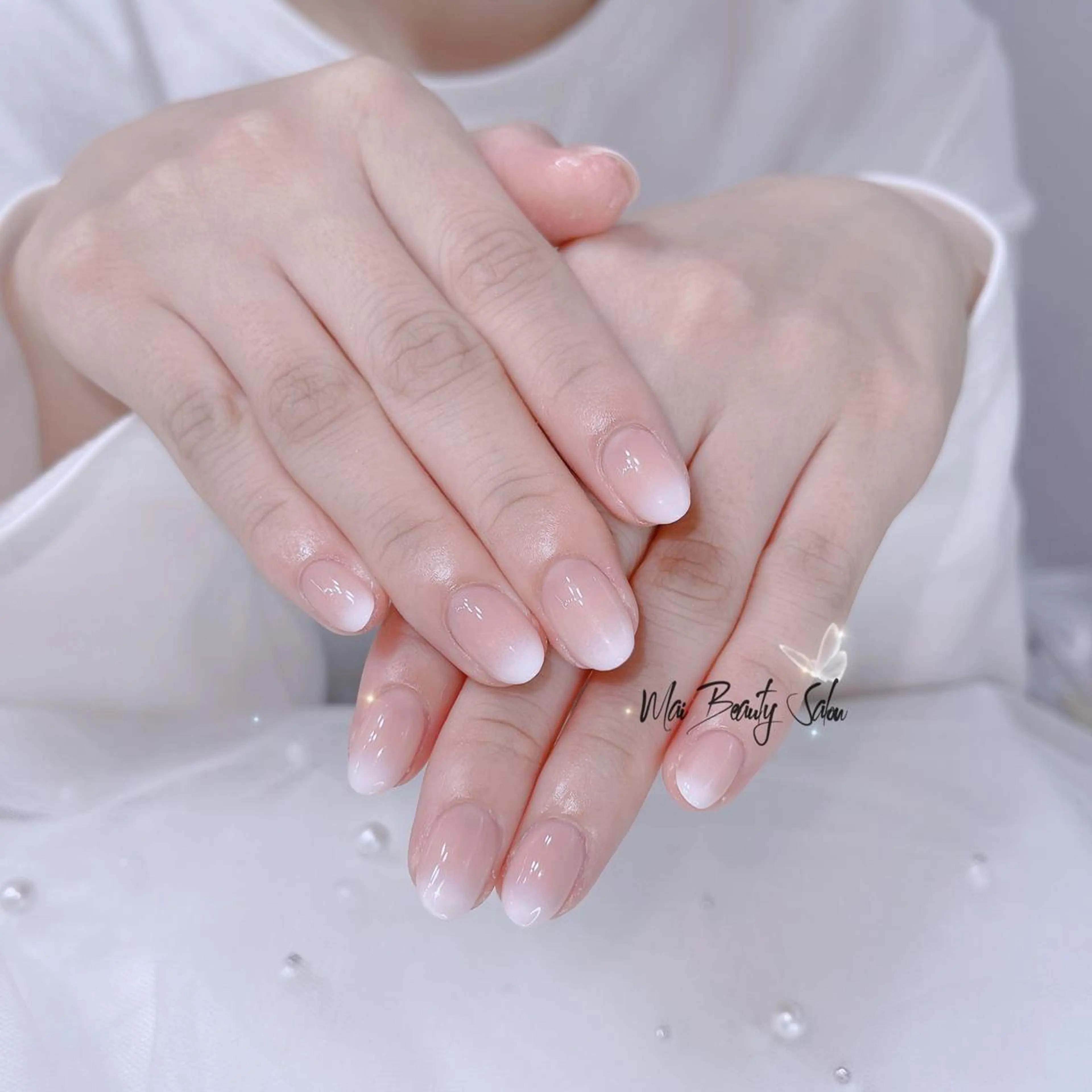 ネイル オーロラネイル 長さ出し フラッシュネイル フレンチネイル ジェルネイル MaiBeauty Niのネイルデザイン