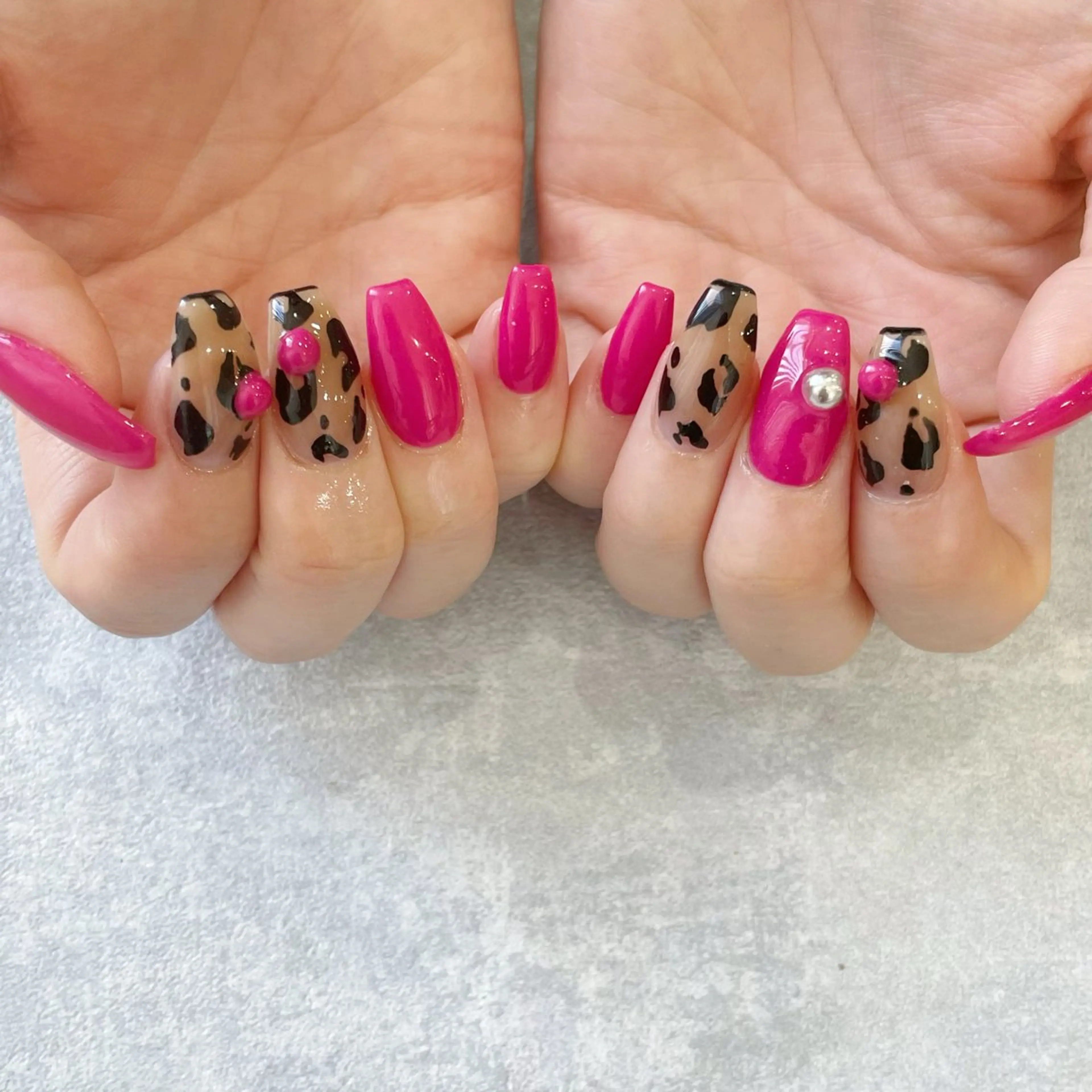 ネイル アニマル柄 Rediant Salonのネイルデザイン