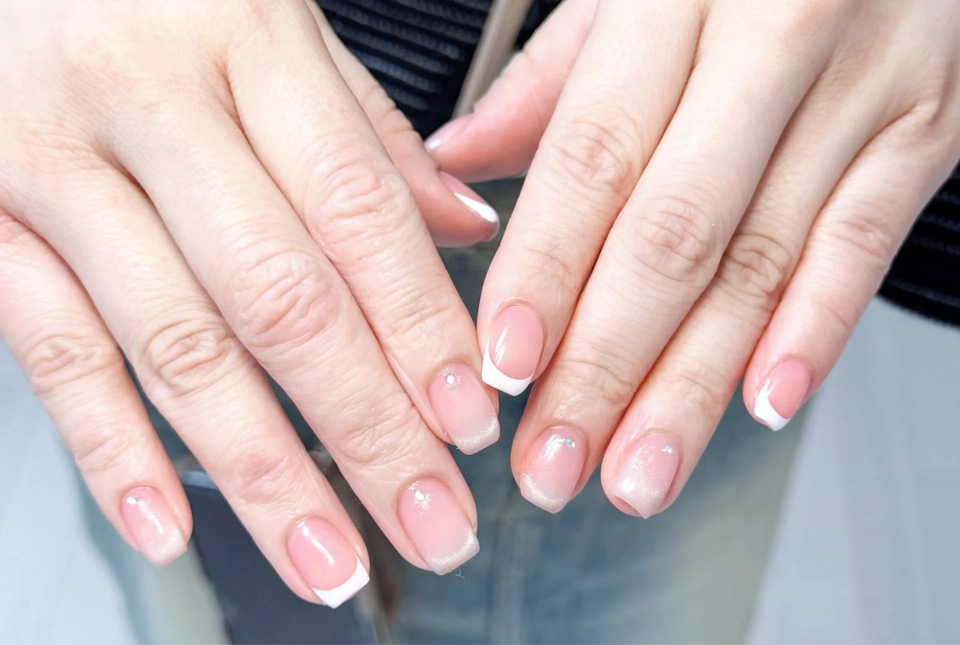 ネイル アートネイル オーロラネイル チークネイル フレンチネイル ガラスフレンチ ハンドネイル 🎀🎀YooLi Nail Salonのネイルデザイン