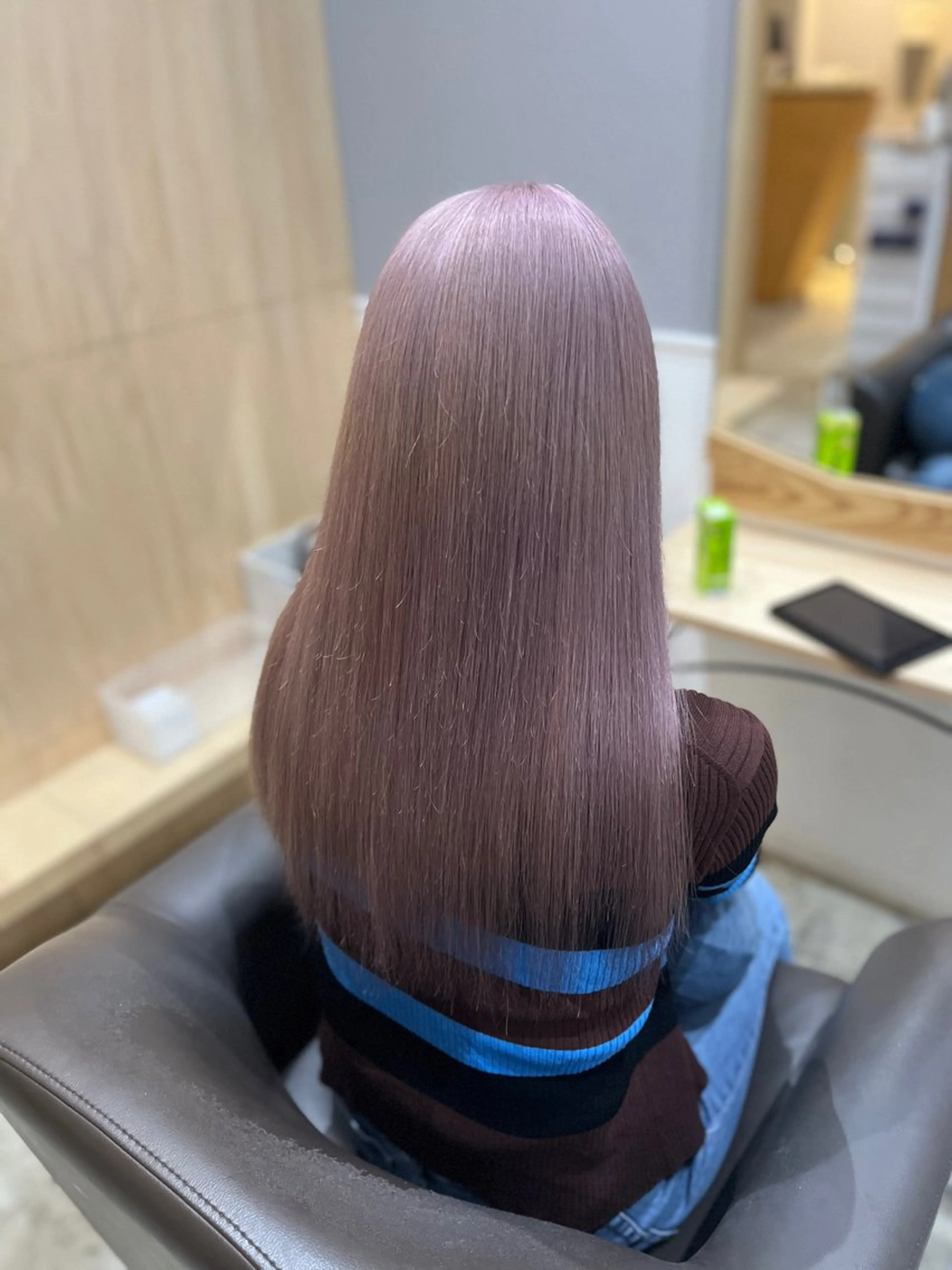 ロング miloc naha ナナカのヘアスタイル