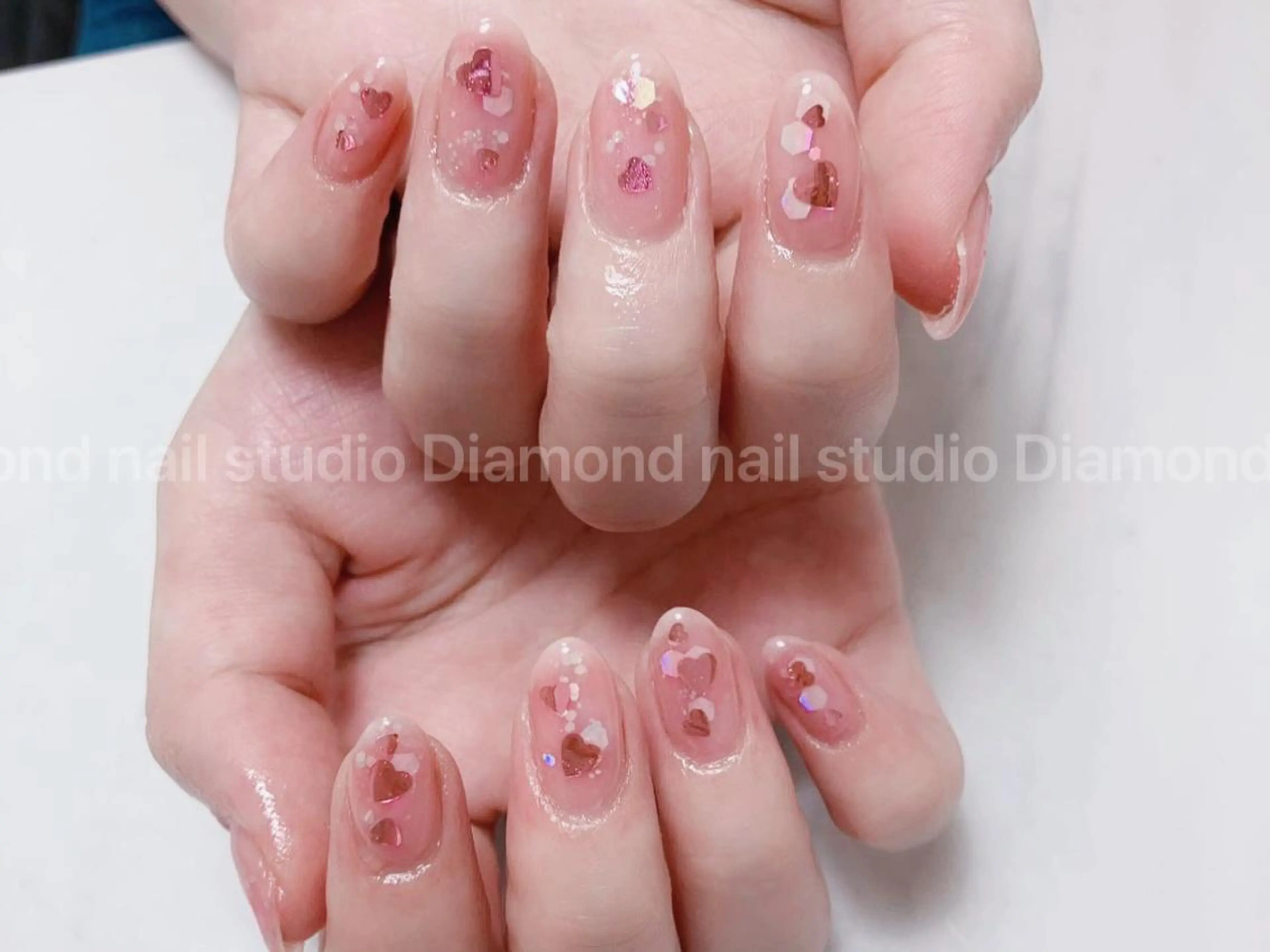 ミディアム ハンドネイル ハンドケア Plenty 🚢のネイルデザイン