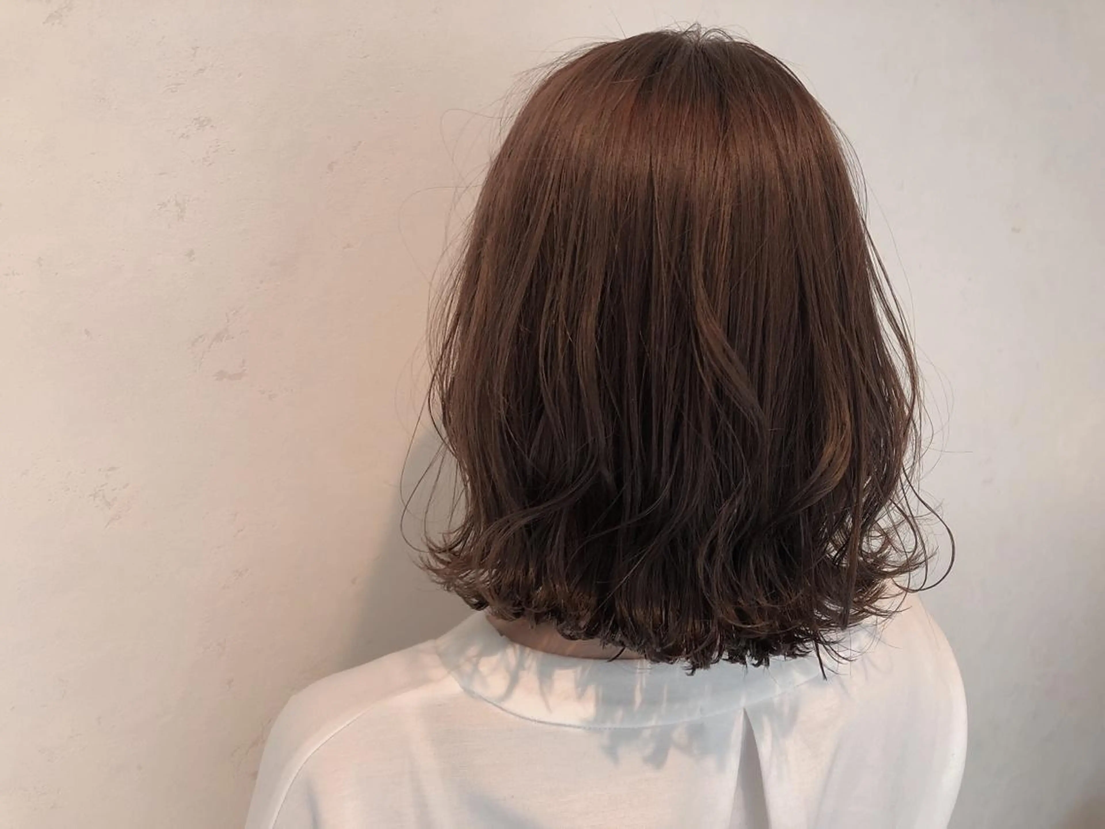 ミディアム カラー 伊藤 さやかのヘアスタイル