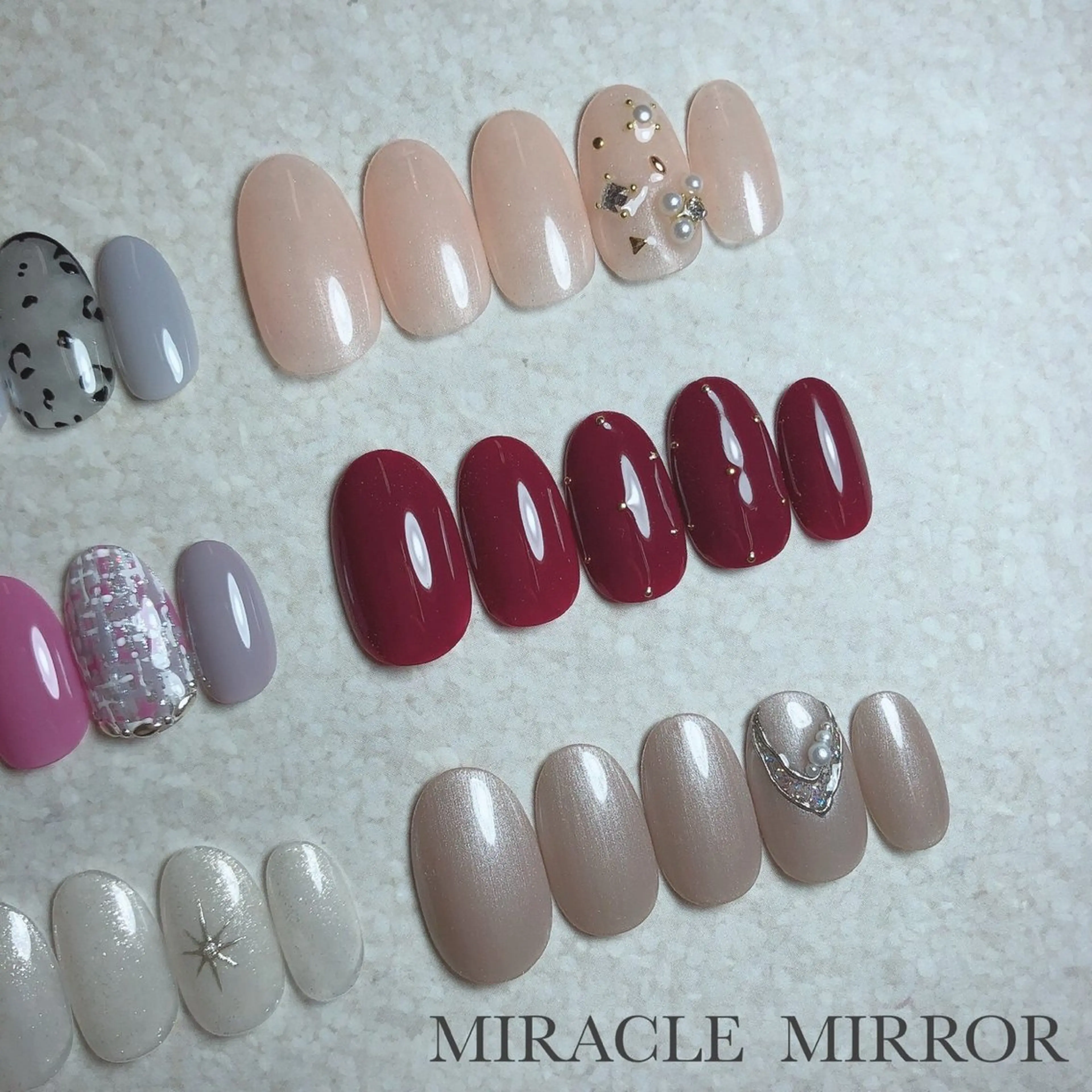 ネイル ミラクルミラー 町野のネイルデザイン