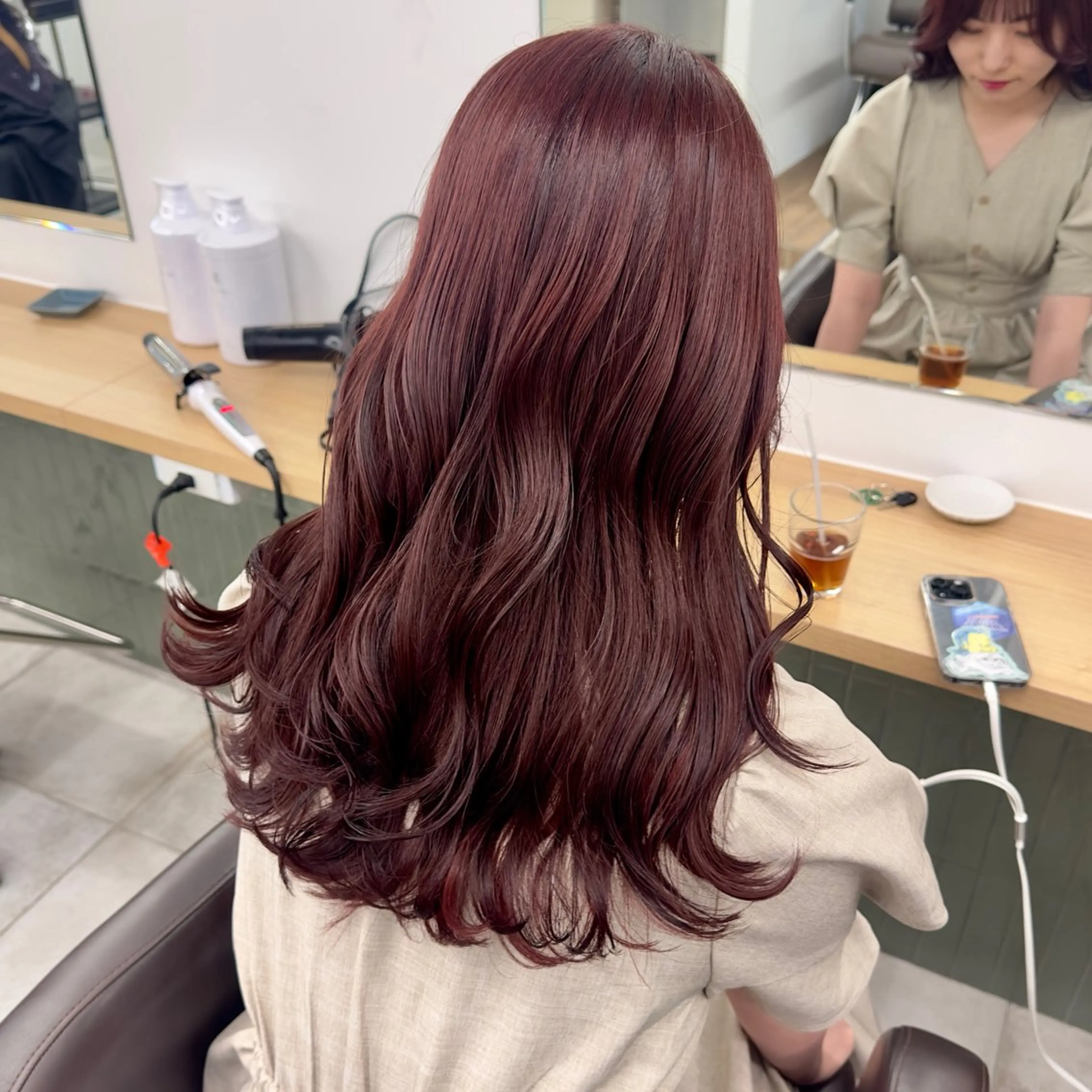 ミディアム カラー カット ヘアカラー トリートメント ブリーチなし/レイヤ ー特化🌈Tommyのヘアスタイル