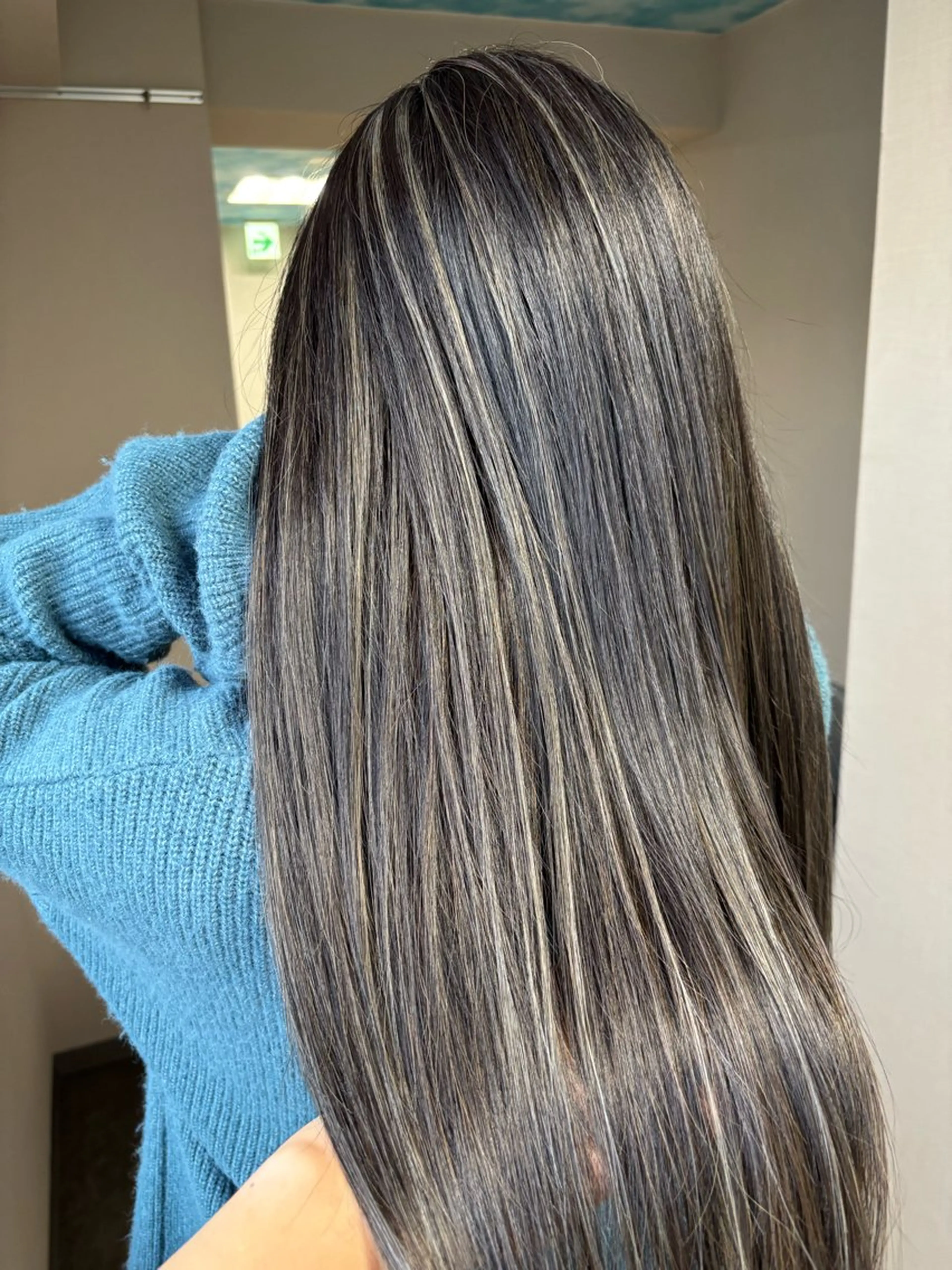 ロング カラー ハイライトカラー オレンジ ハイライト カット ヘアカラー 松井那津子 /ハイライトブリーチのヘアスタイル