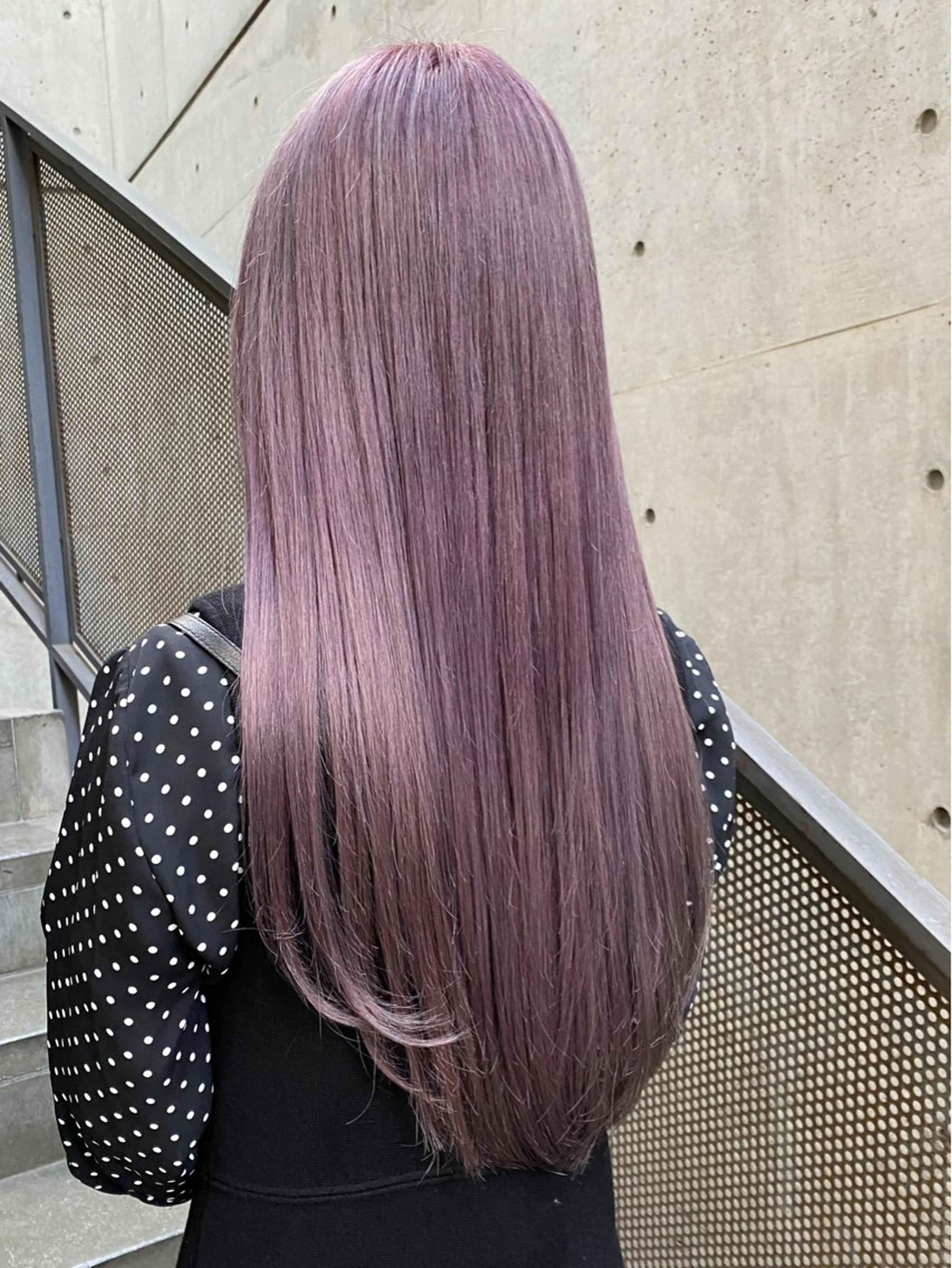 セミロング カラー ブリーチ ケアブリーチ ダブルカラー ラベンダーカラー ヘアカラー トリートメント welring hair salonのヘアスタイル