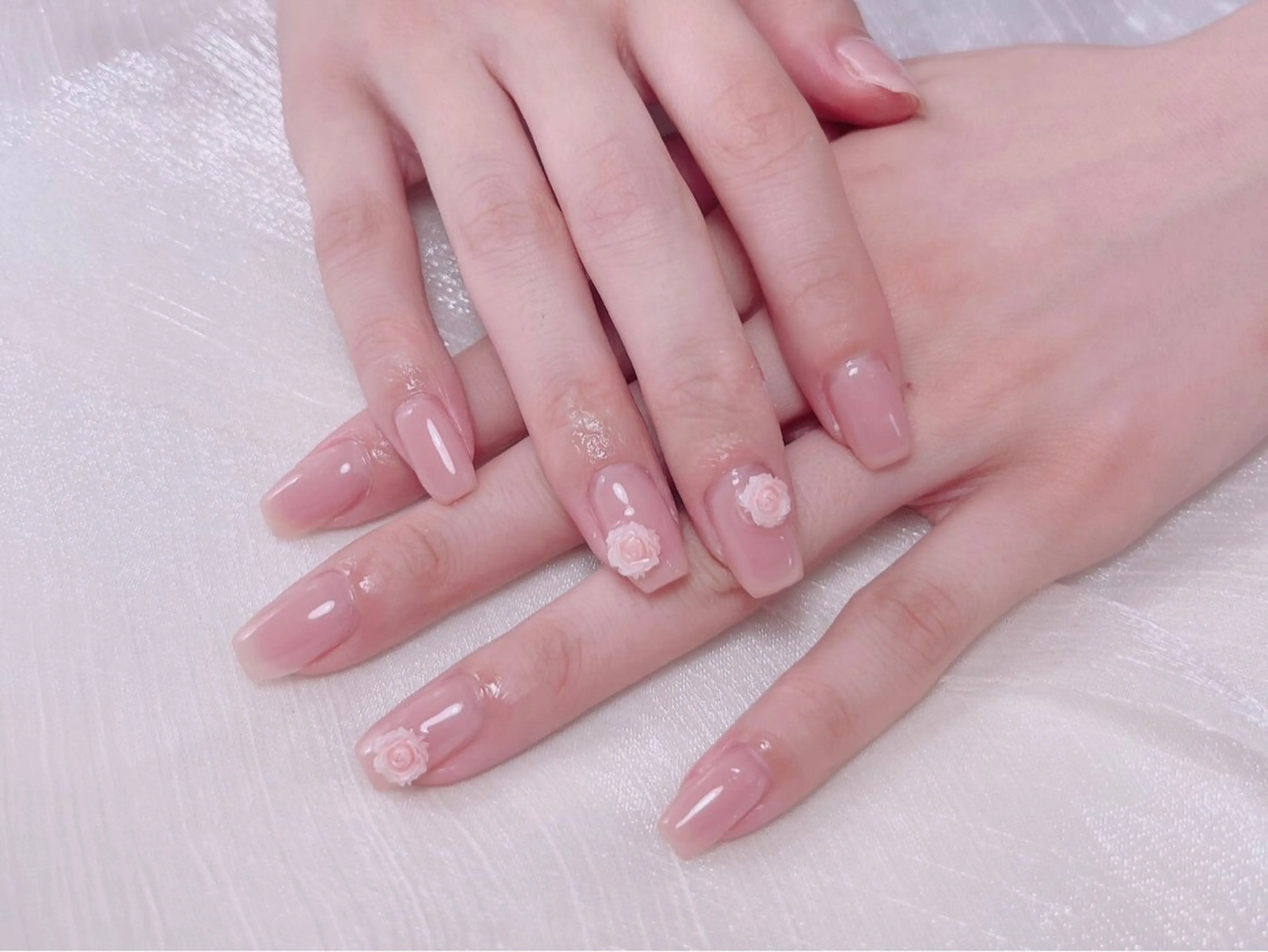 ネイル ハンドネイル Kari ネイルサロンのネイルデザイン