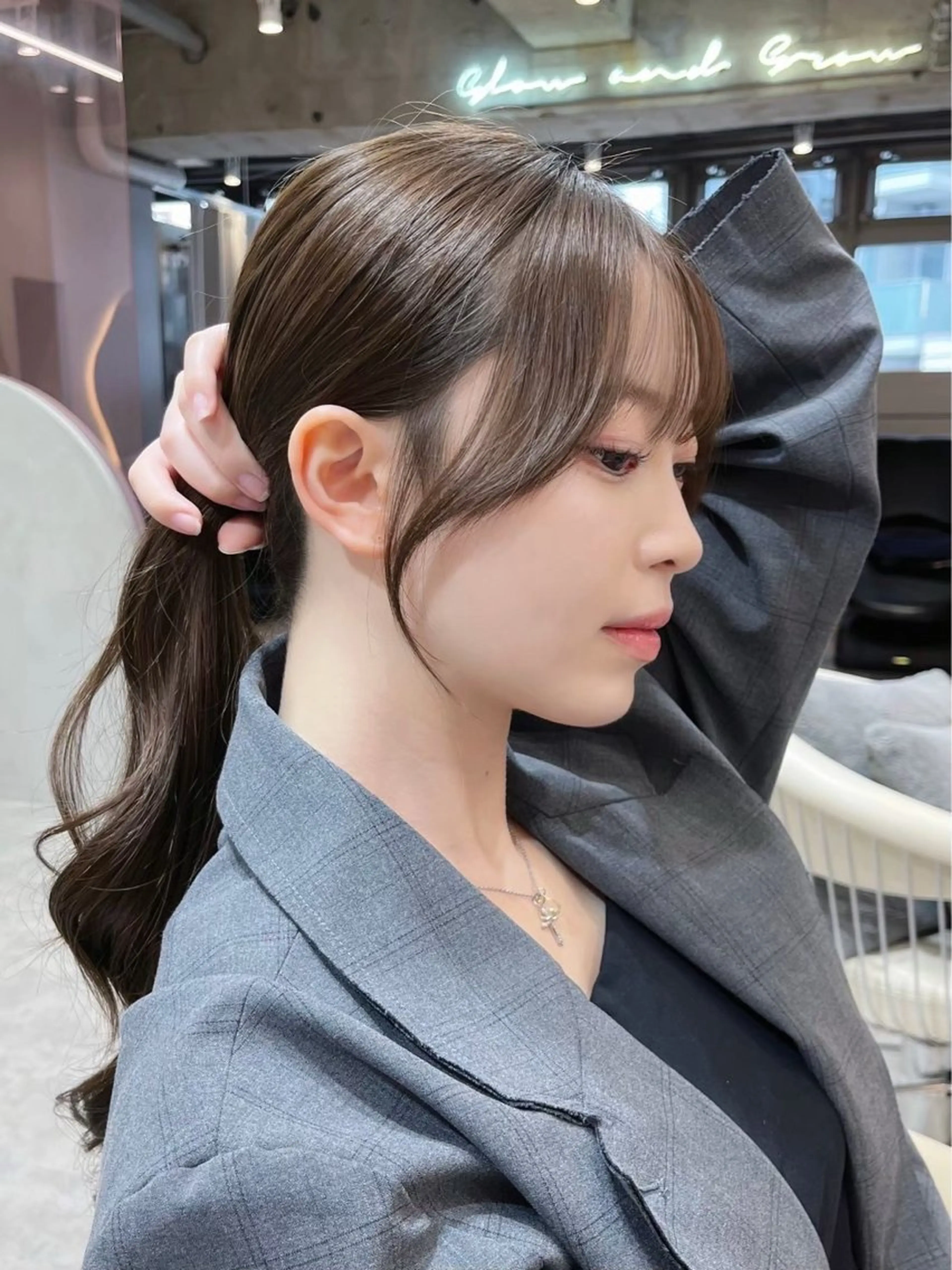 ロング カラー ヘアアレンジ ブリーチ 透明感カラー 顔まわりレイヤー 顔周りカット ハッシュカット カット ヘアカラー トリートメント ヘアセット 大宮‎🩵縮毛矯正 レイヤー　佐藤和のヘアスタイル