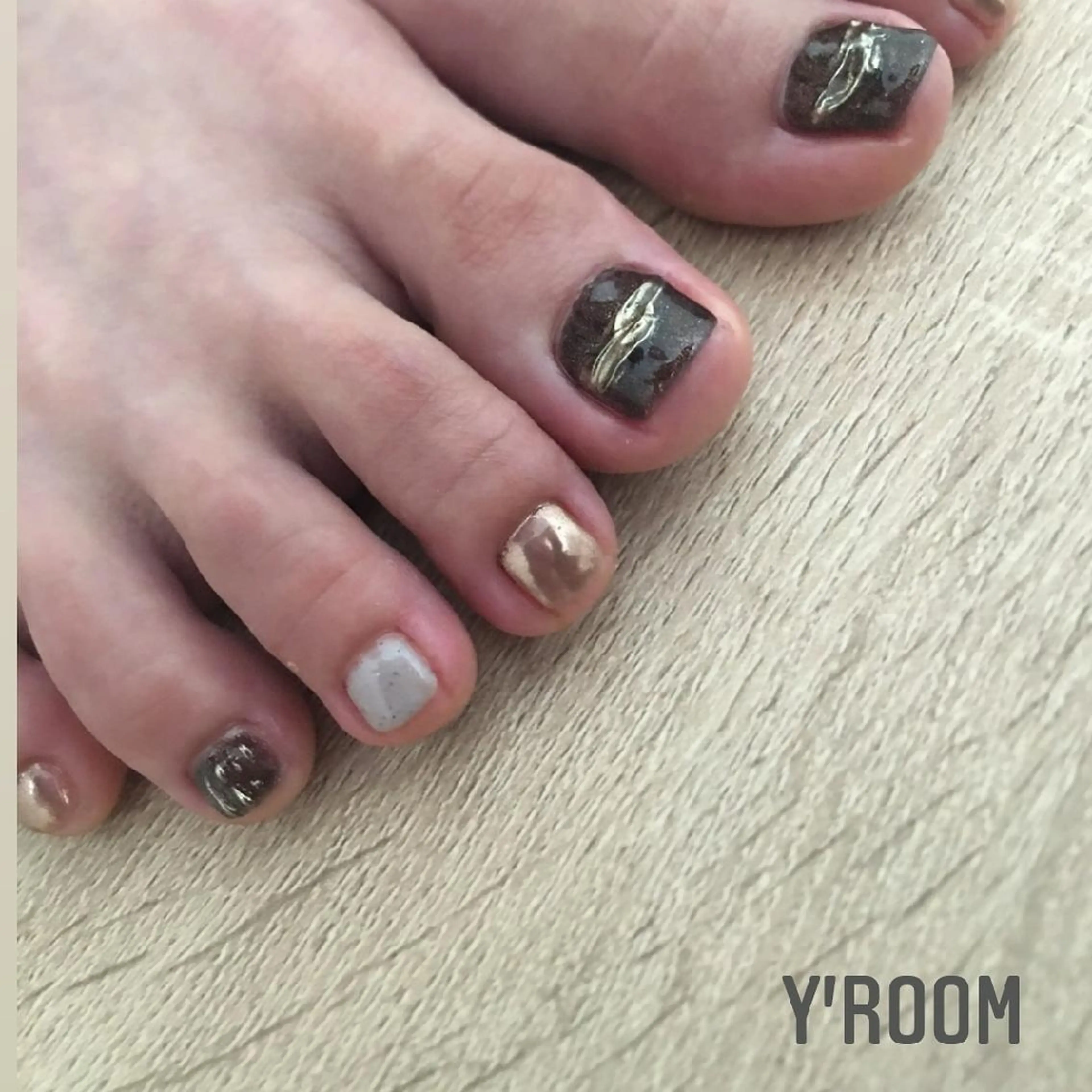 ネイル ジェルネイル ニュアンスネイル ワンカラーネイル パラジェル 夏ネイル YUKA （ネイリスト）のネイルデザイン