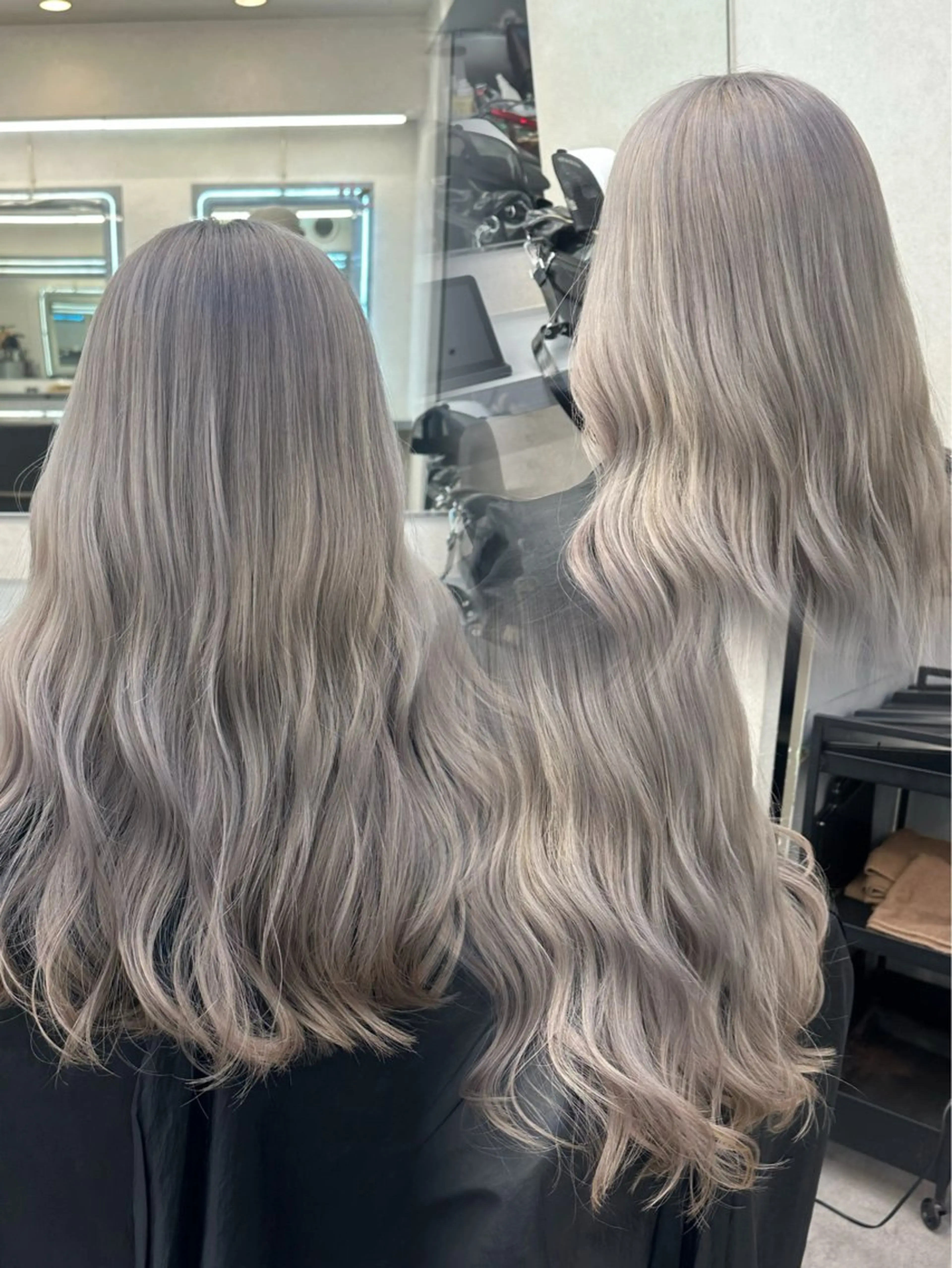 ロング カラー ヘアカラー L.O.G SHIBUYA所属・モデル募集 🟡SUMIKAのヘアスタイル