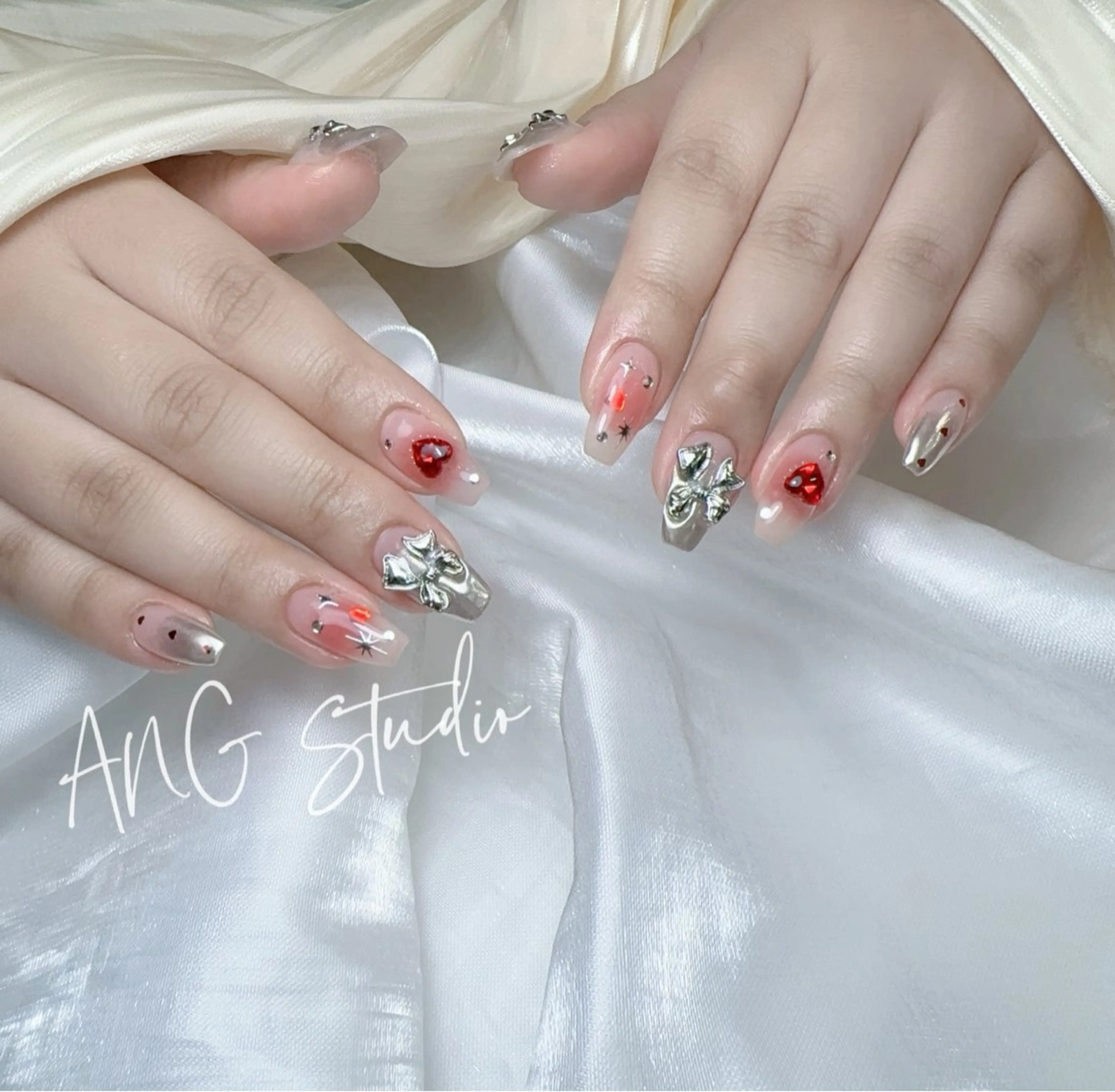 ネイル ハンドネイル ハンドケア ANG Studioのネイルデザイン