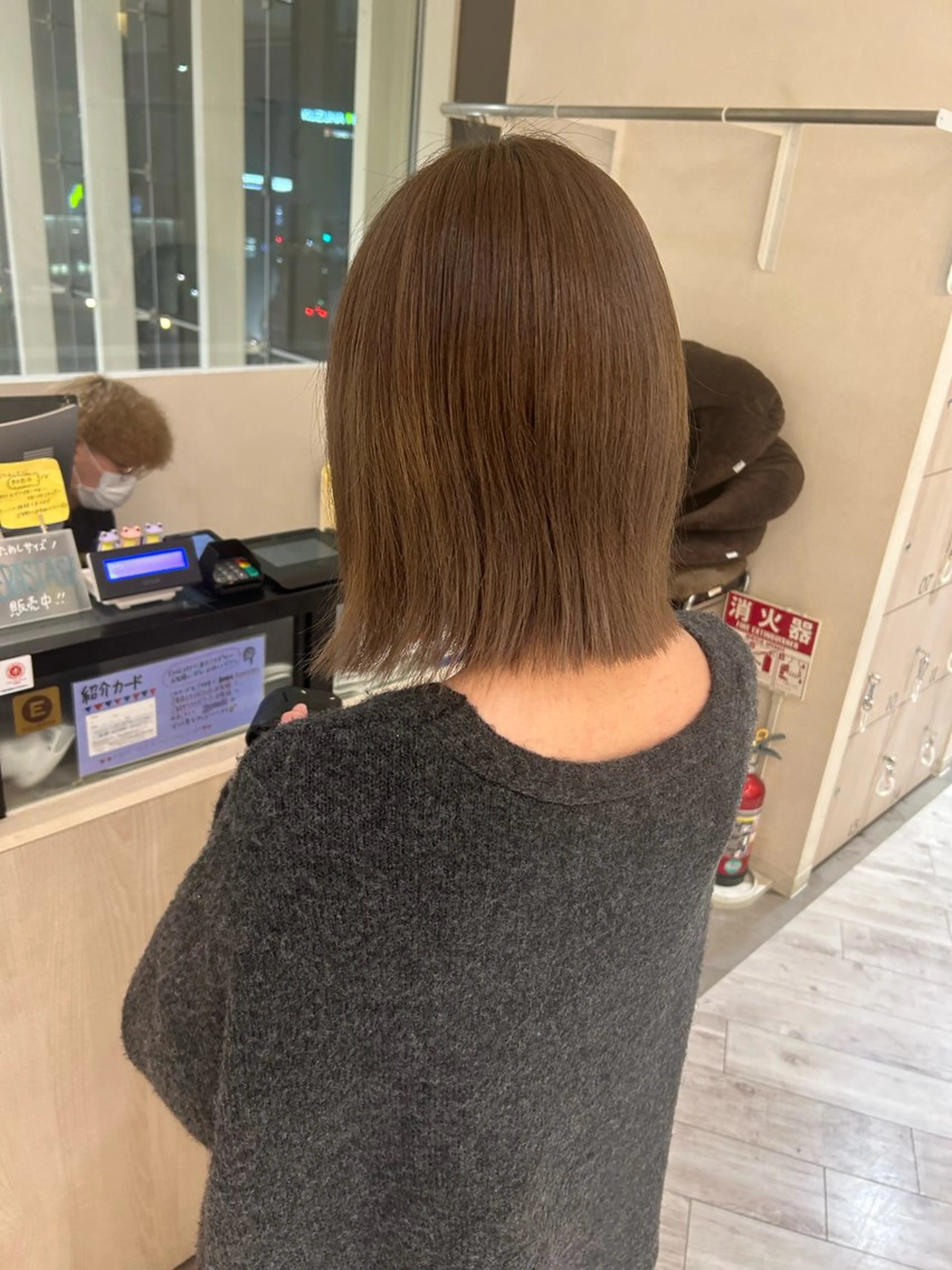 カラー ベージュカラー ブリーチ ブリーチなしカラー 森川 颯香のヘアスタイル