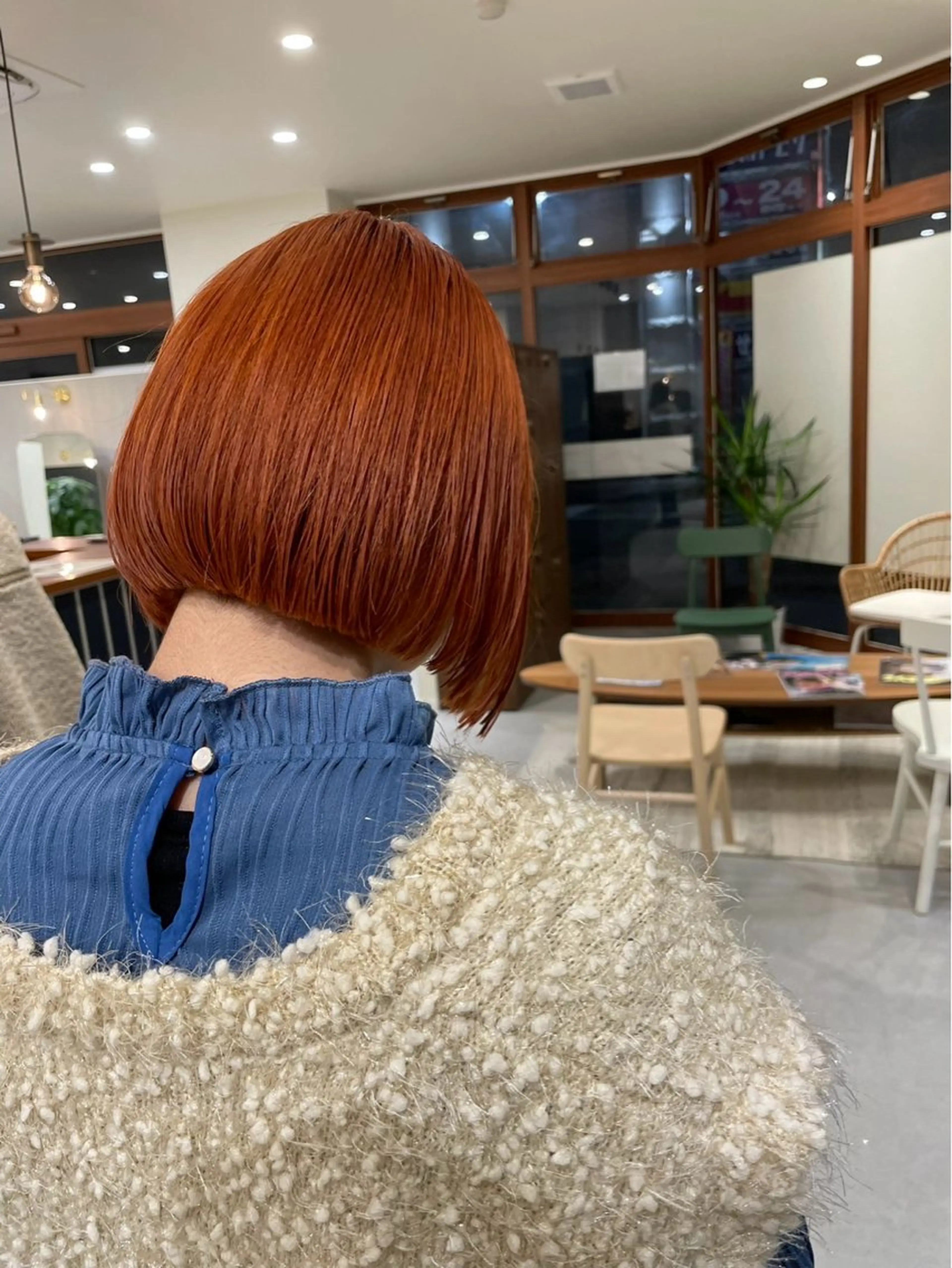 明石 咲桜花のヘアスタイル