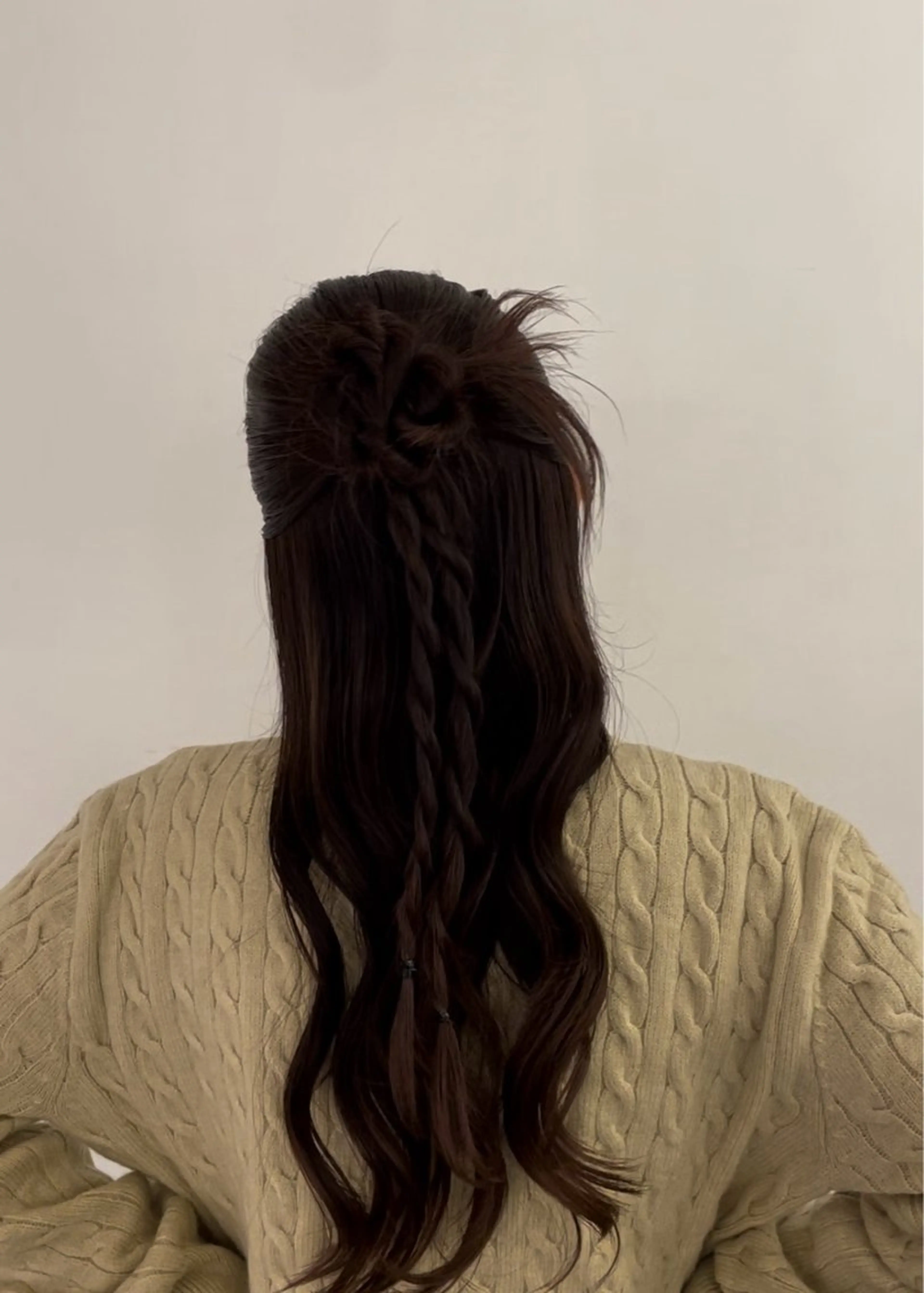 カラー ヘアアレンジ UNBIRTHDAY MIUのヘアスタイル