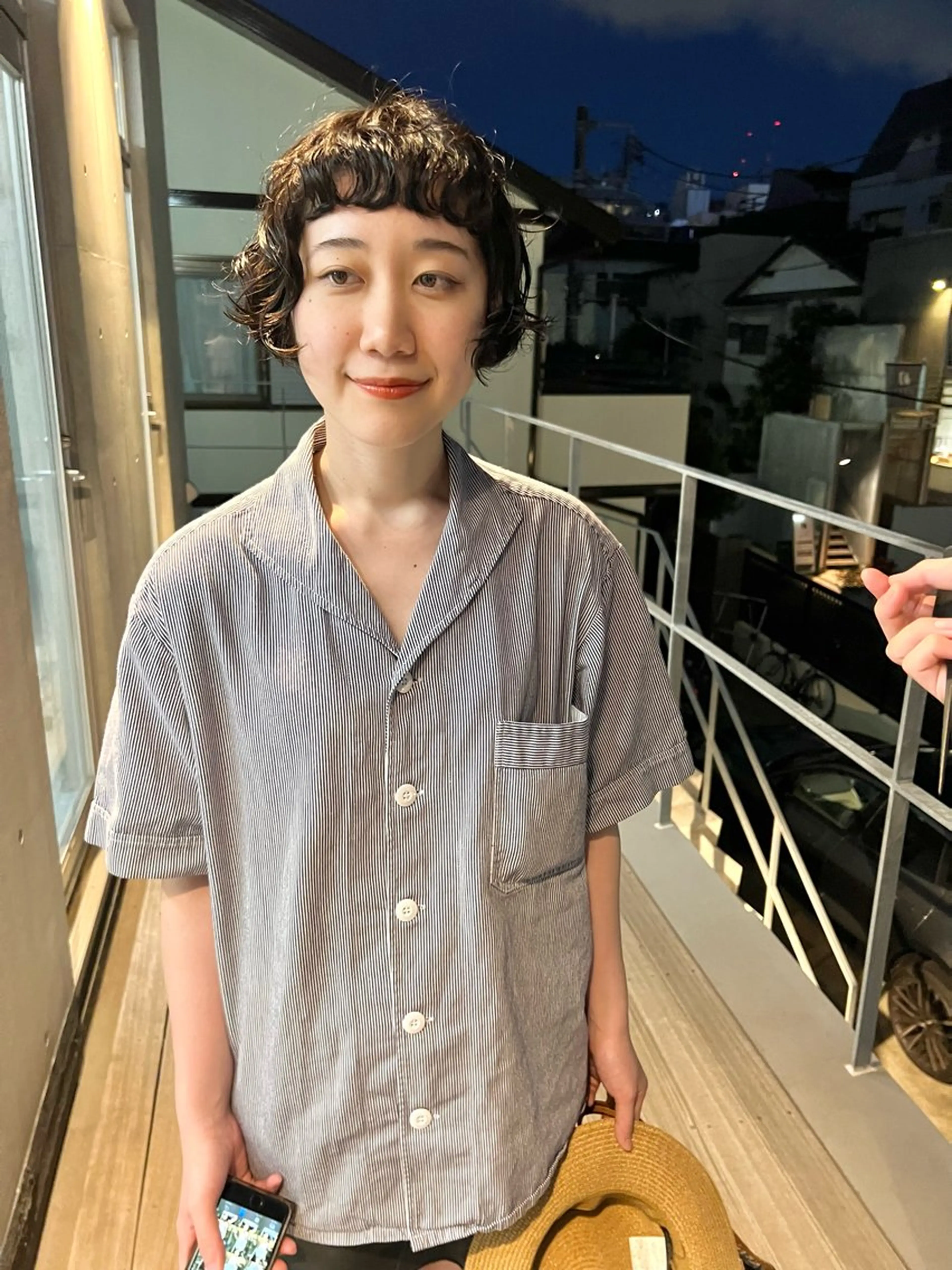 ショート パーマ くせ毛 オン眉 カット パーマ sakoda shunkiのヘアスタイル