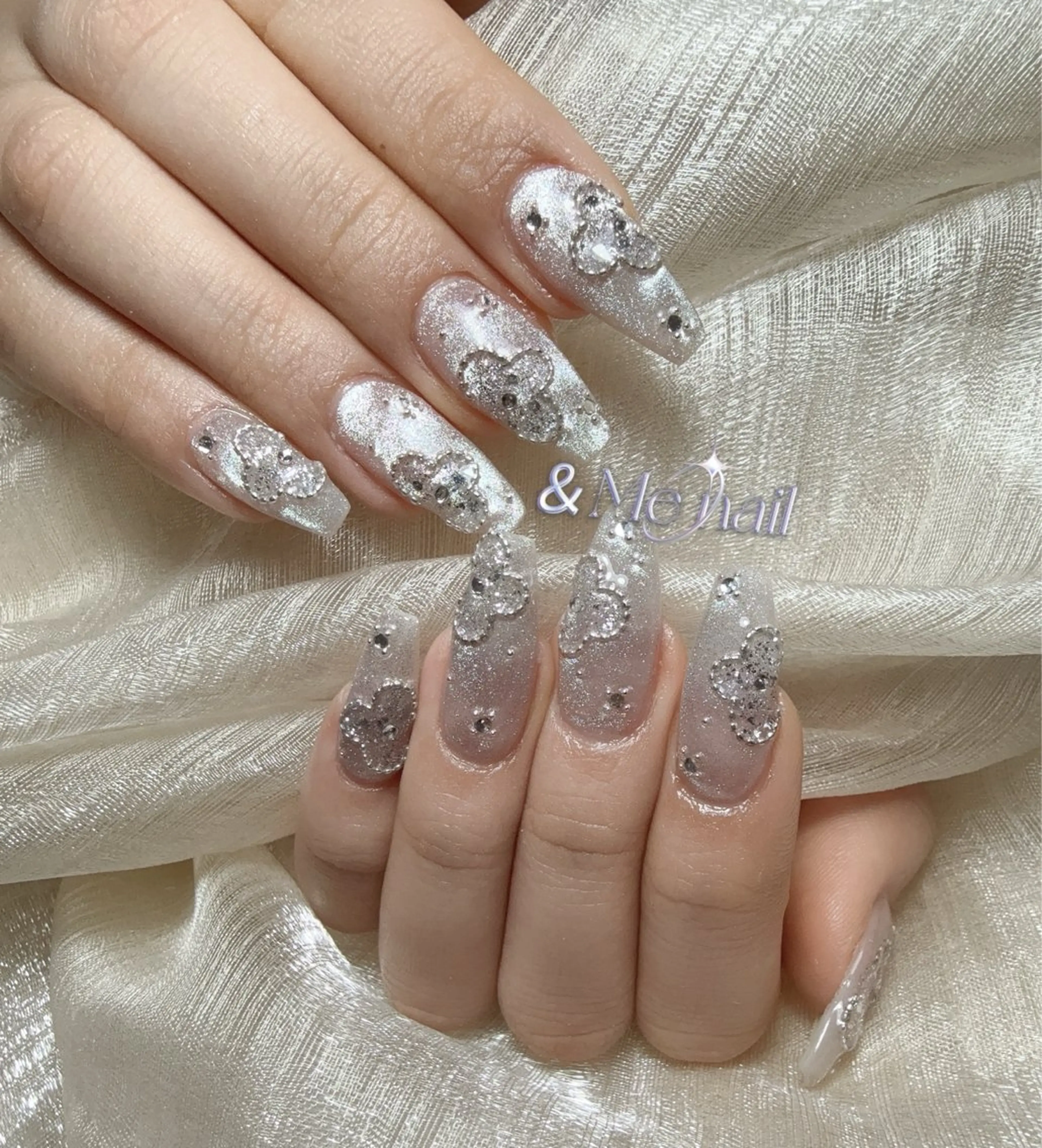 ネイル ハンドネイル &ME タカのネイルデザイン