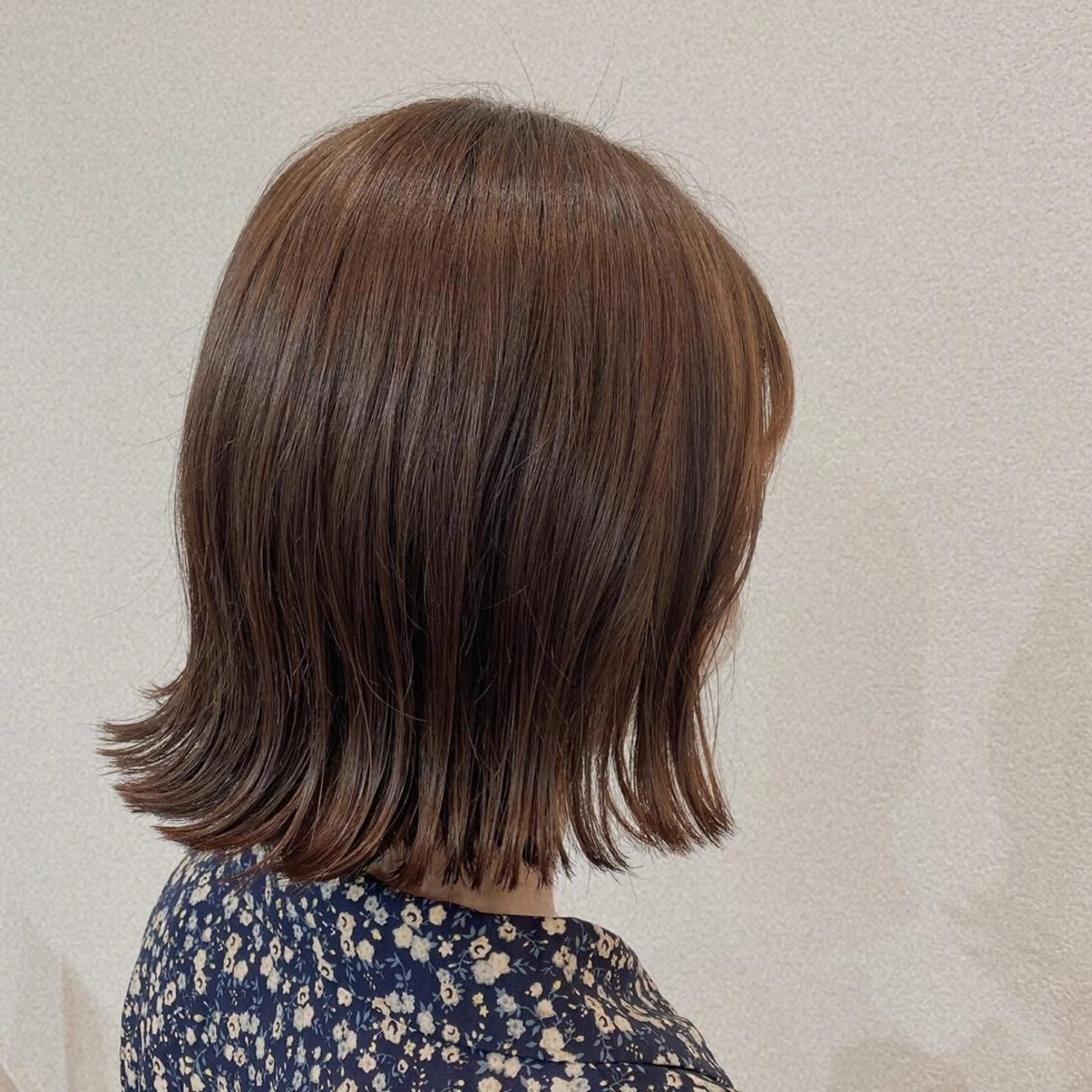 ミディアム 切りっぱなしボブ ボブ Sanctuary 南森町店のヘアスタイル