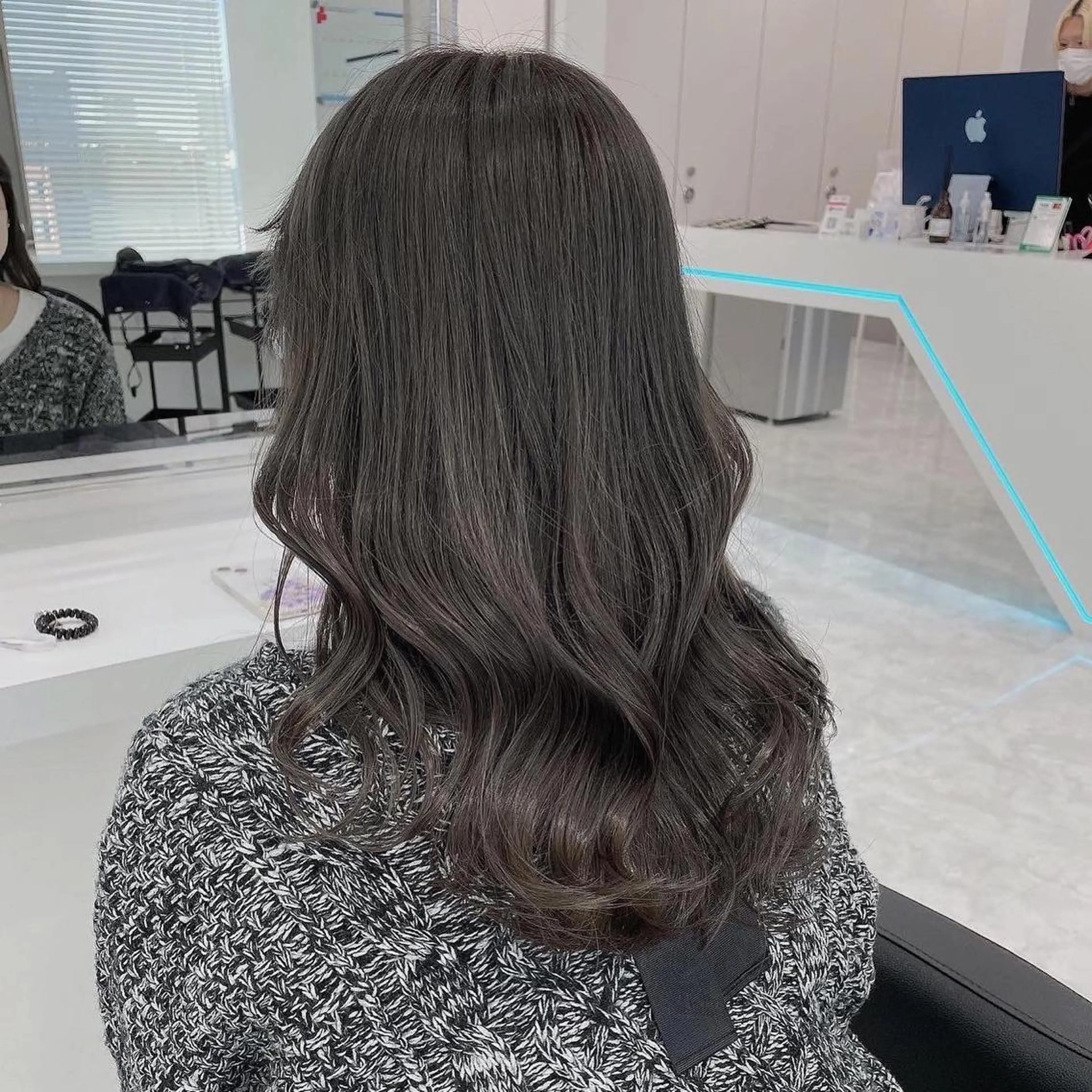 ロング カラー ヘアアレンジ ♡ 𝐑𝐈𝐎♡のヘアスタイル