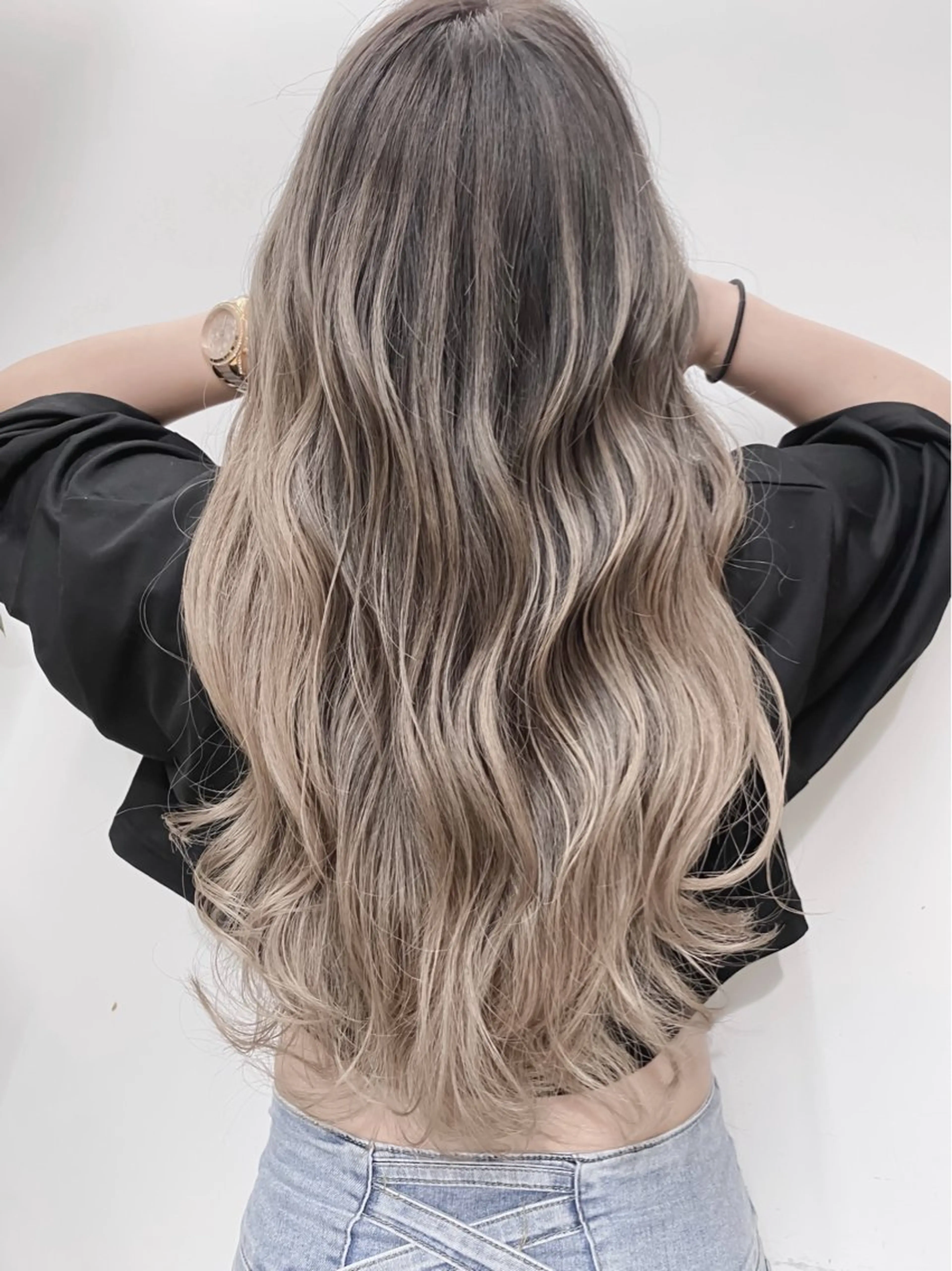 ロング カラー ヘアアレンジ バレイヤージュ ブリーチ 透明感カラー ダブルカラー ハイライトカラー 竹内ケンゴ🇰🇷 EIGHT藤沢のヘアスタイル