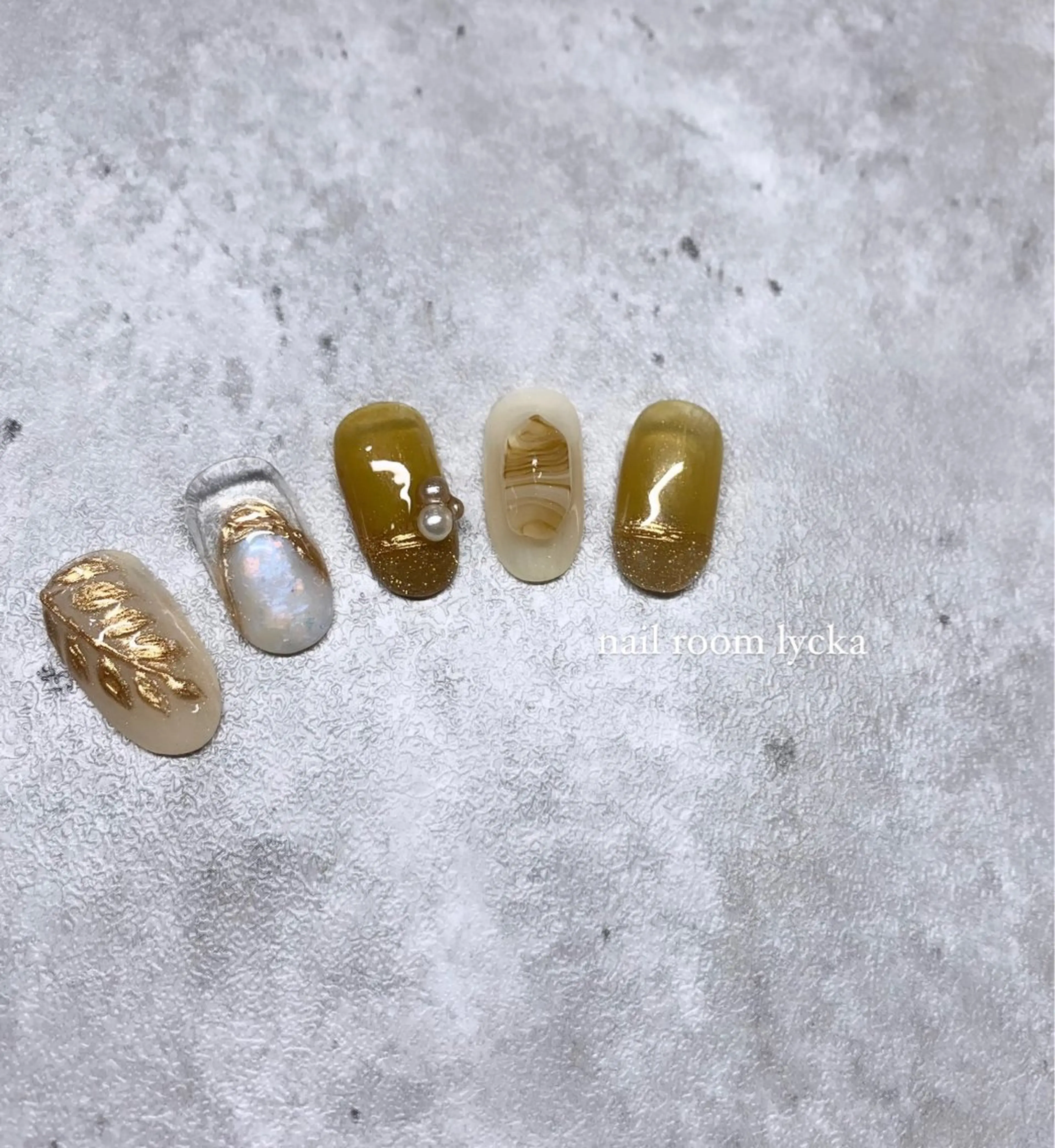 ネイル ﾈｲﾙﾙｰﾑﾘｯｶ 𝐦𝐚𝐲𝐮のネイルデザイン