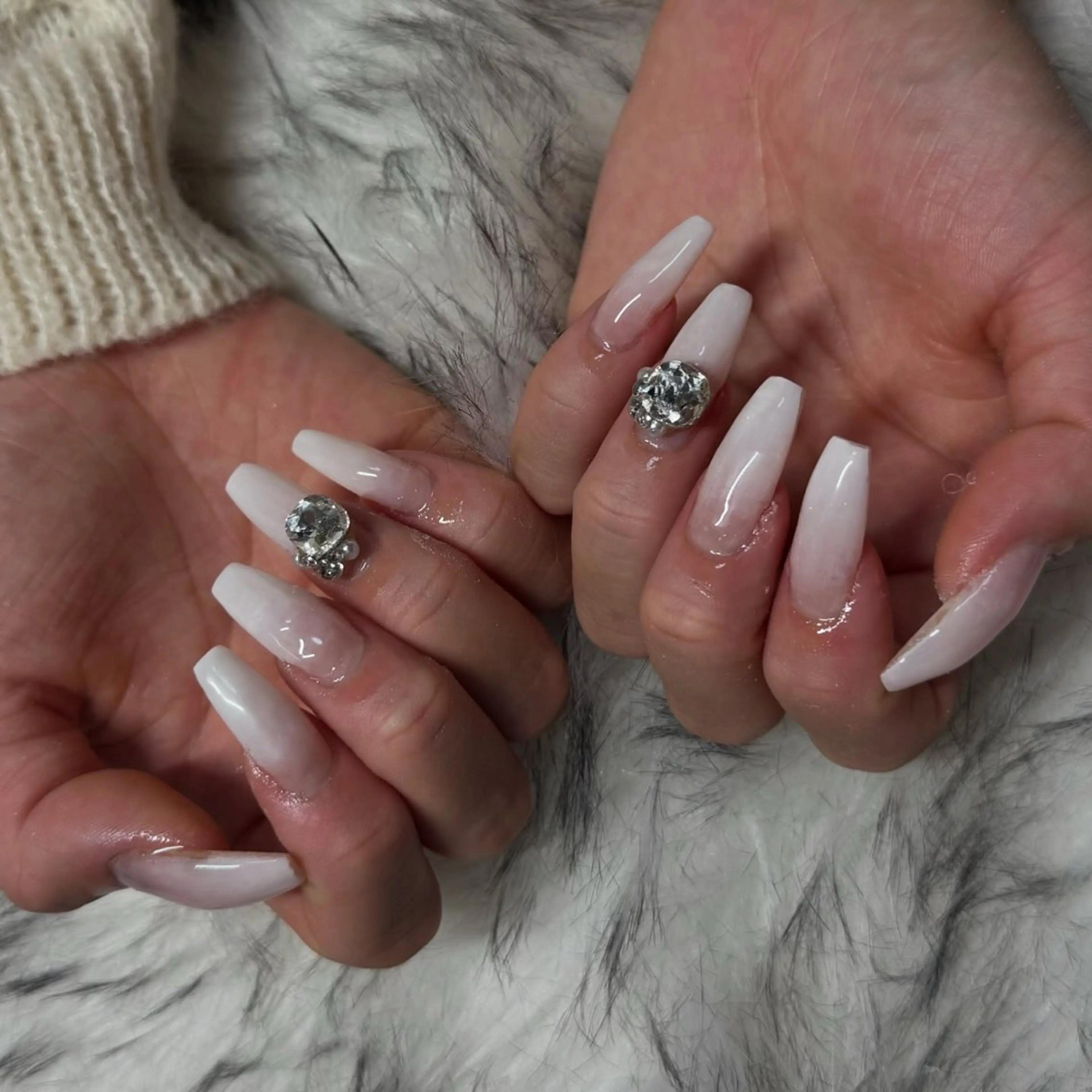 ロング ハンドネイル mao .のネイルデザイン